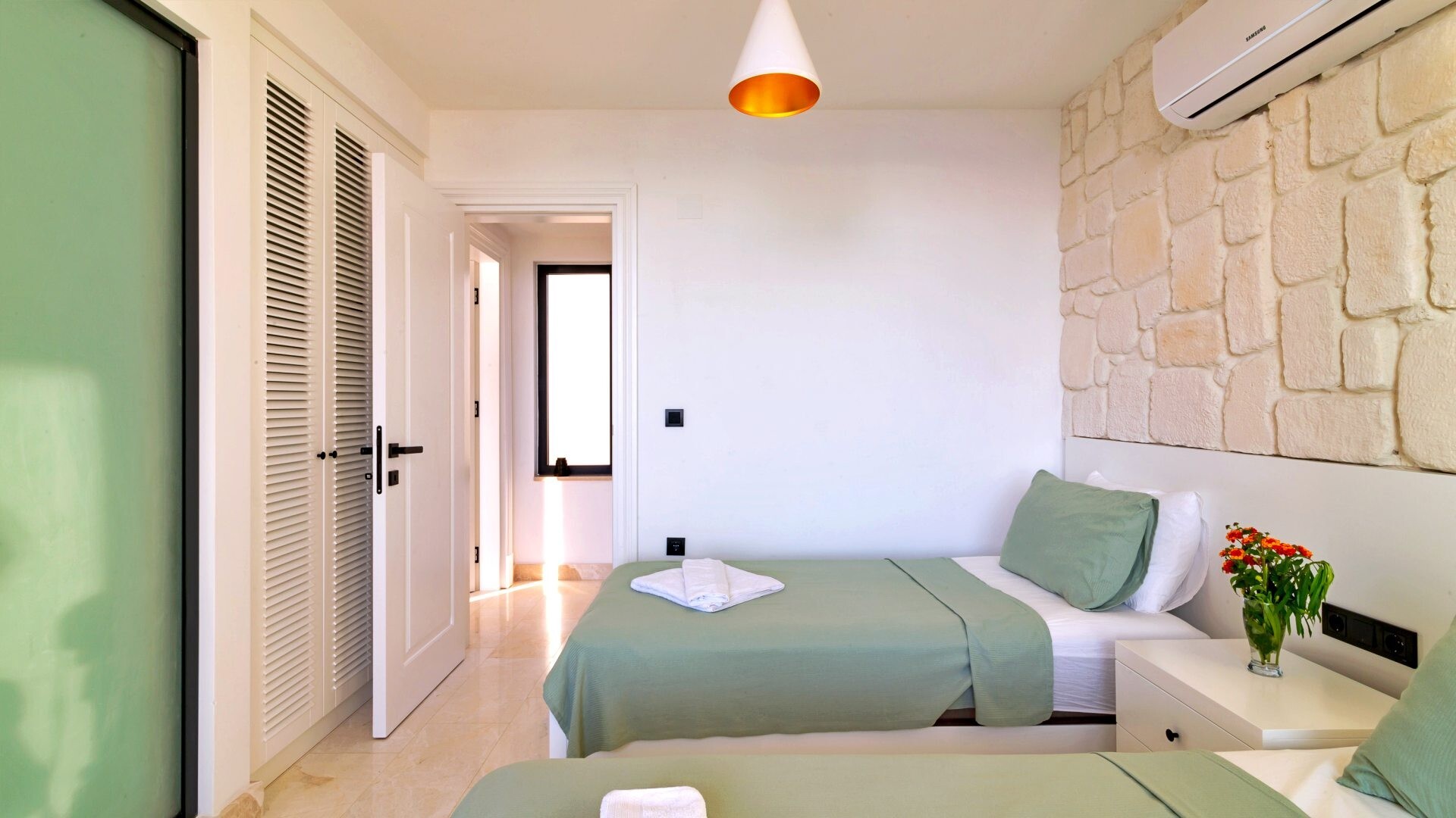 VBK48303 Villa Booking