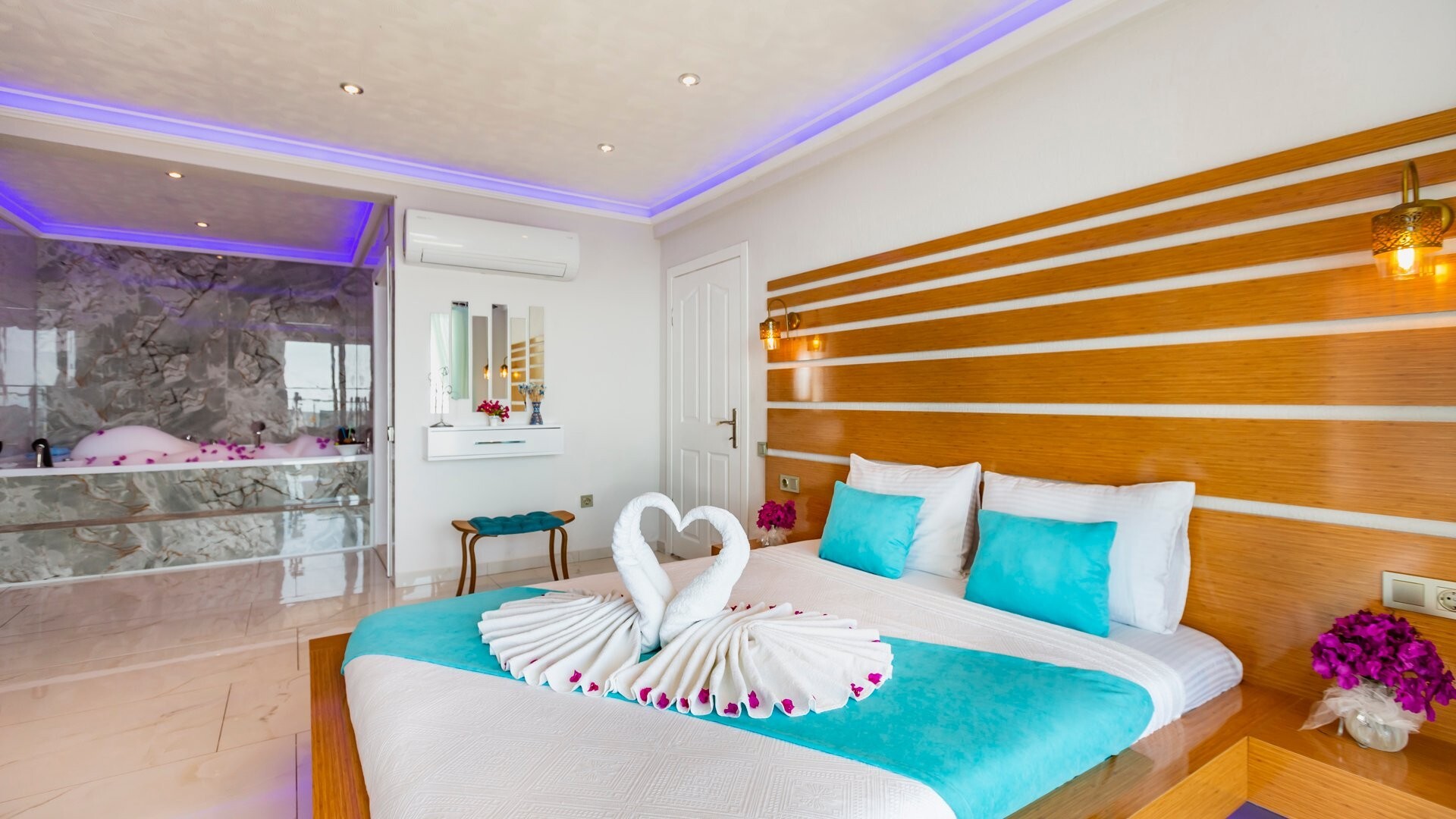 VBK49212 Villa Booking