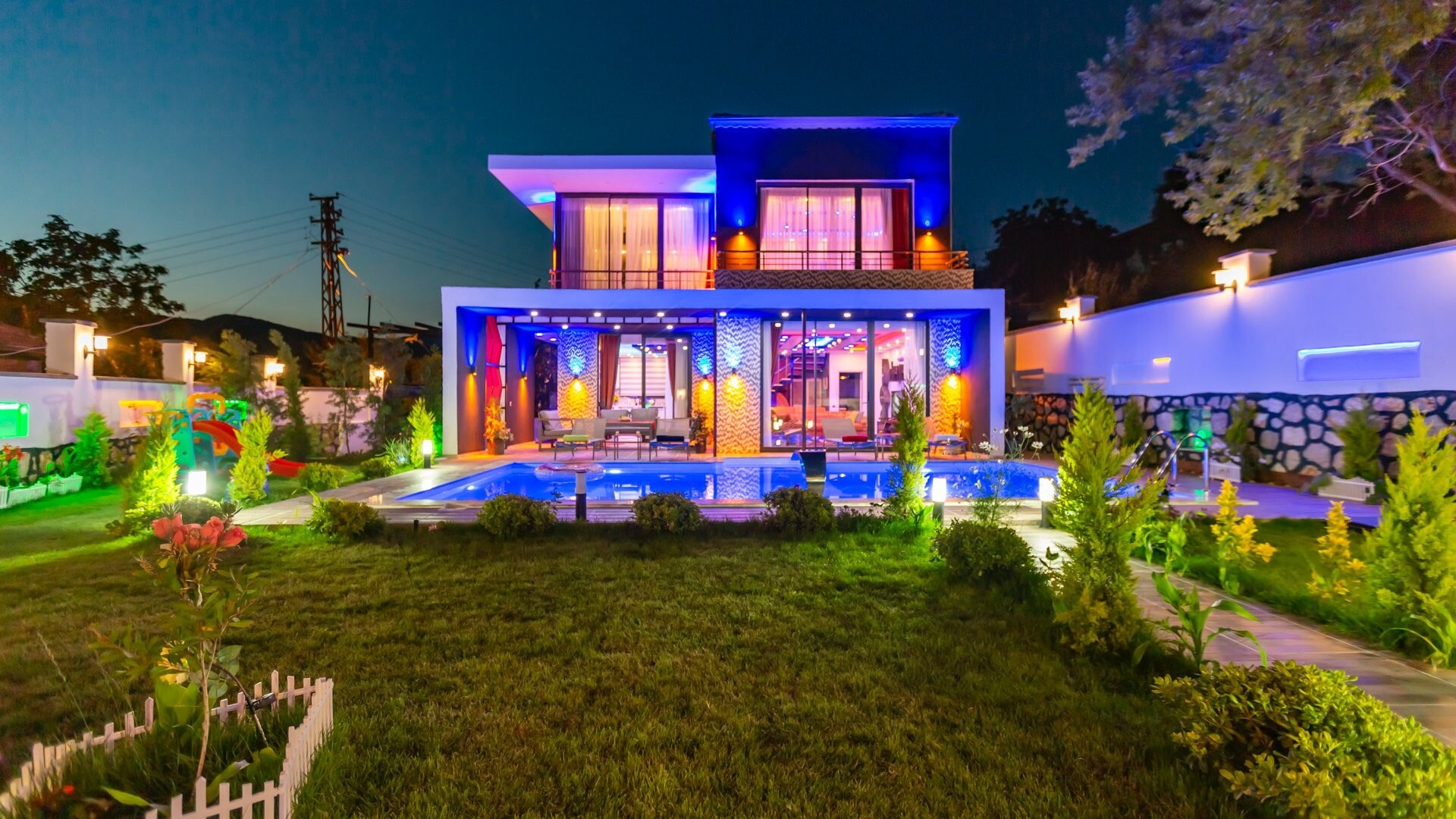 VBK31518 Villa Booking