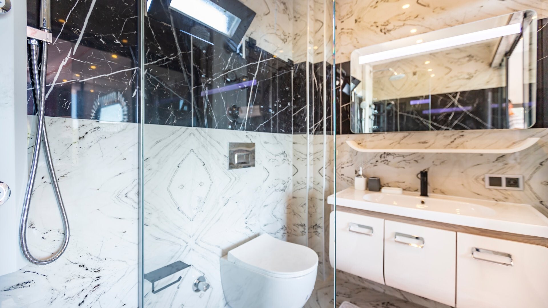 VBK31518 Villa Booking