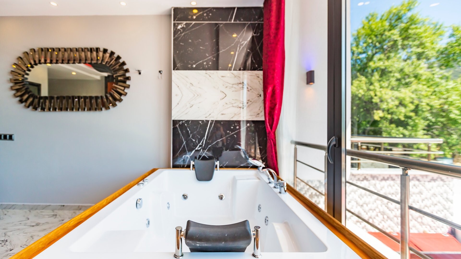 VBK31518 Villa Booking