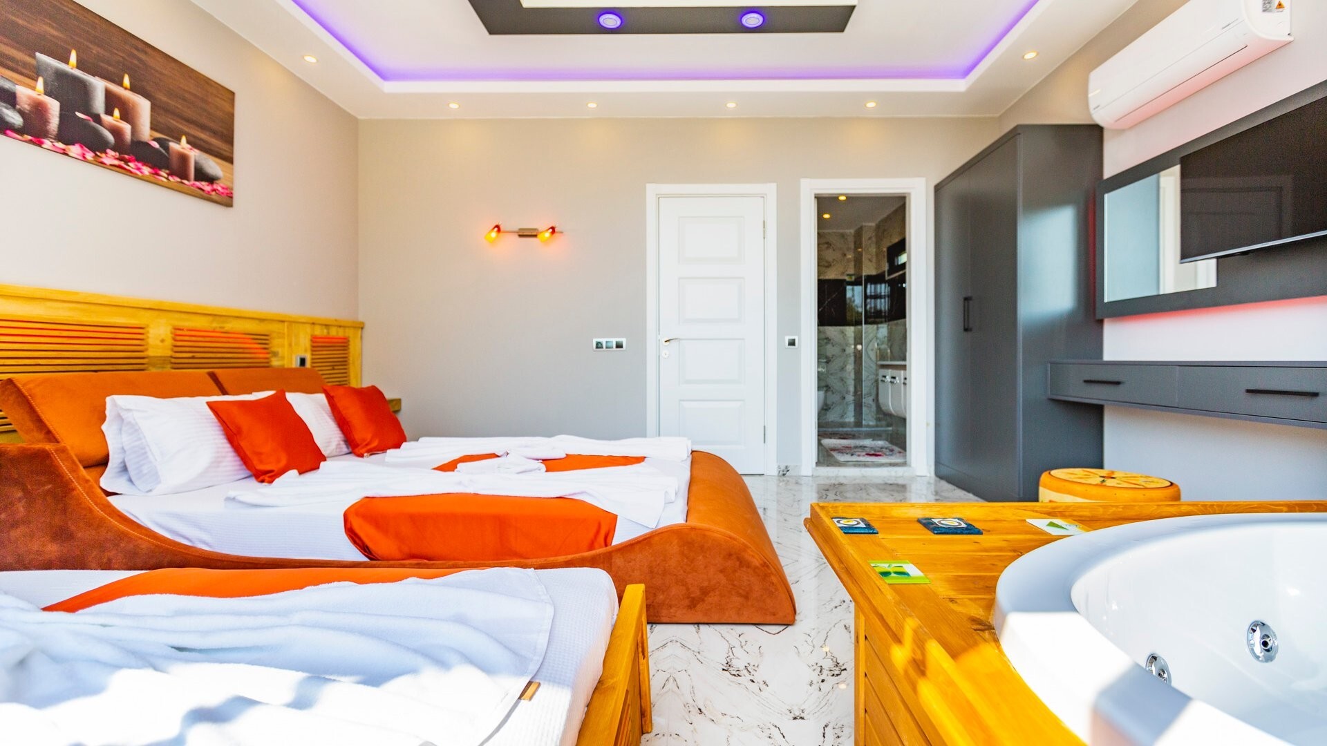 VBK31518 Villa Booking