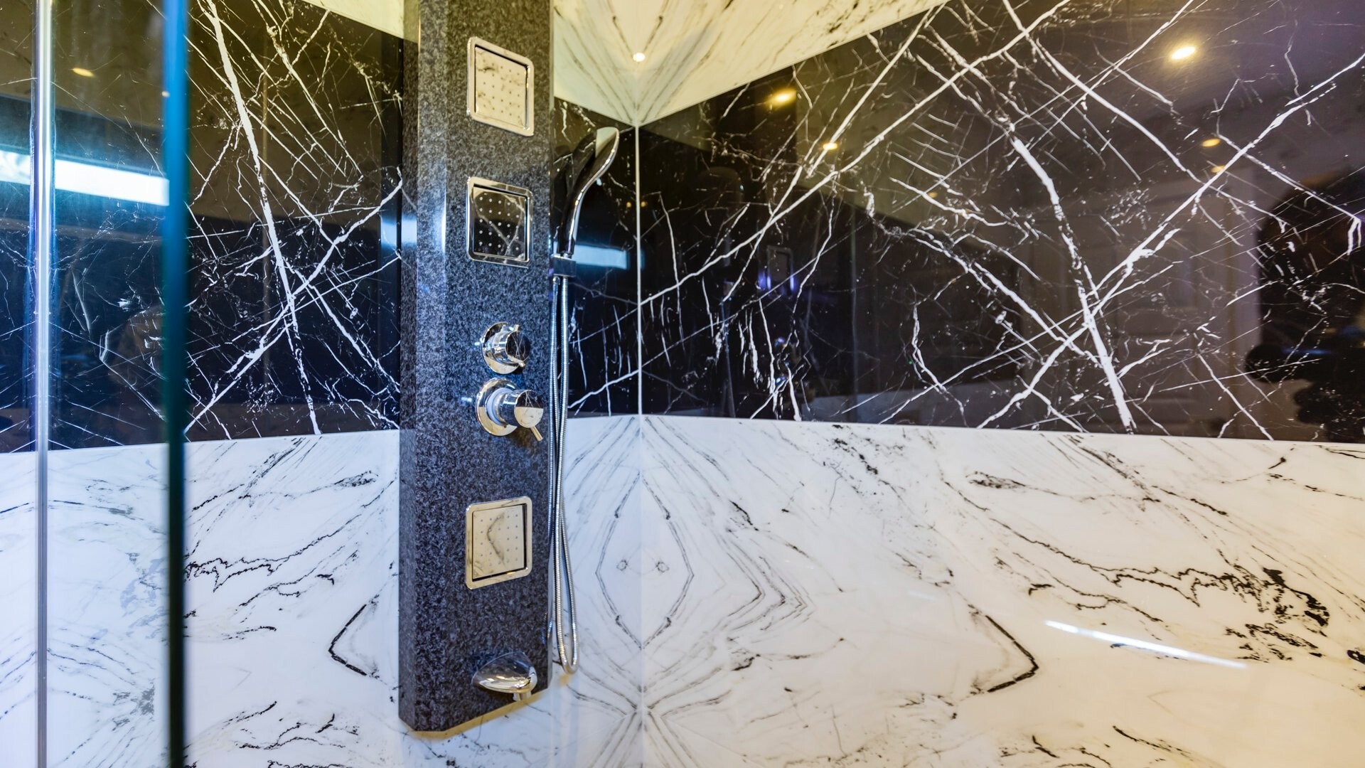 VBK31518 Villa Booking