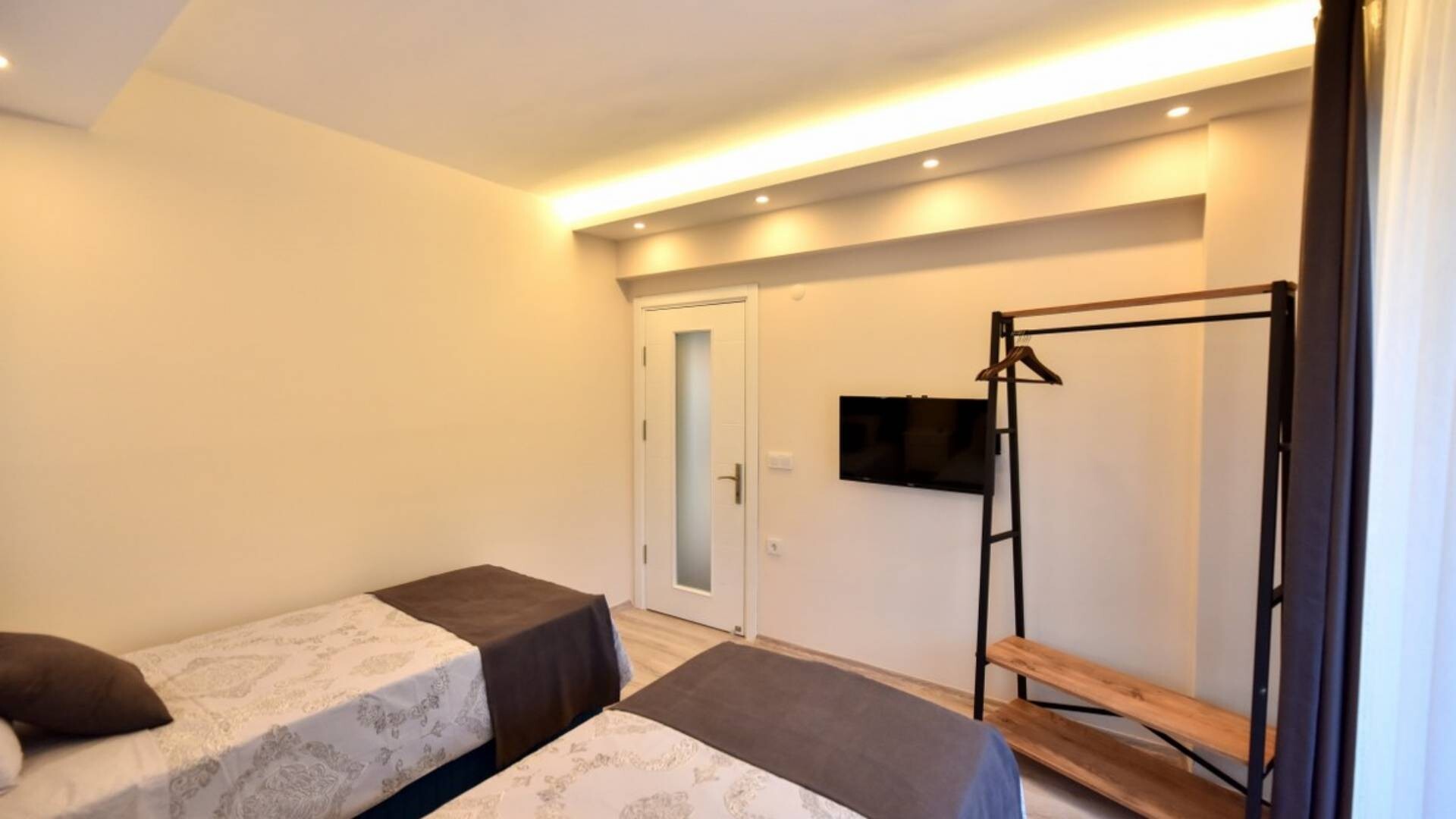 VBK21790 Villa Booking