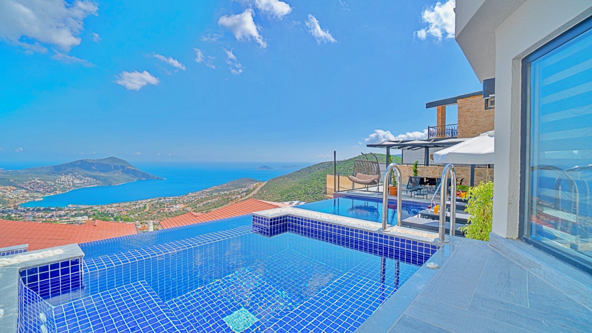 VBK68477 Villa Booking