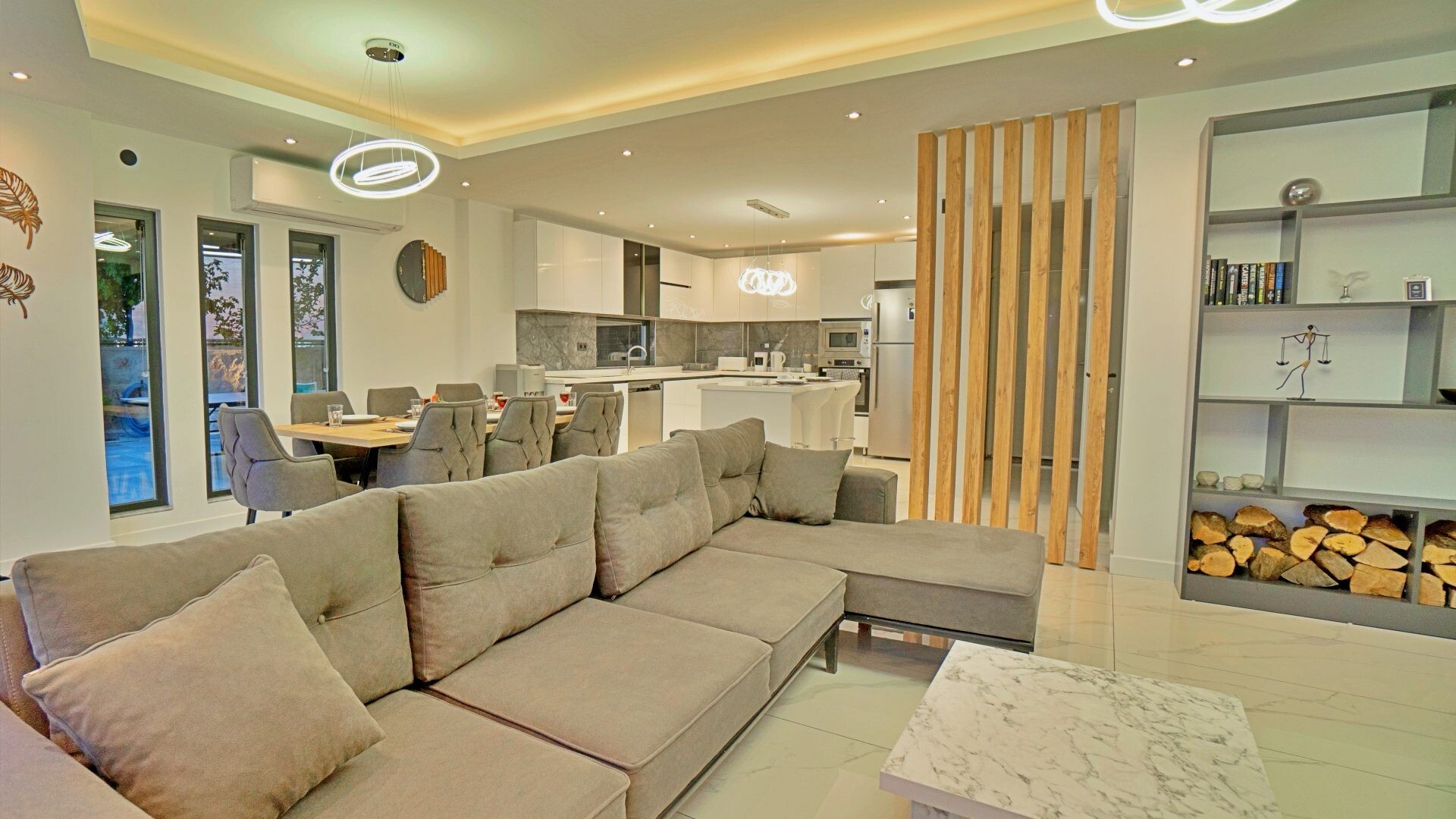 VBK68477 Villa Booking