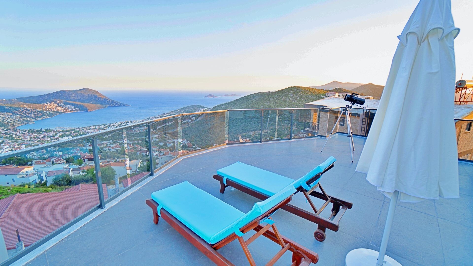 VBK68477 Villa Booking