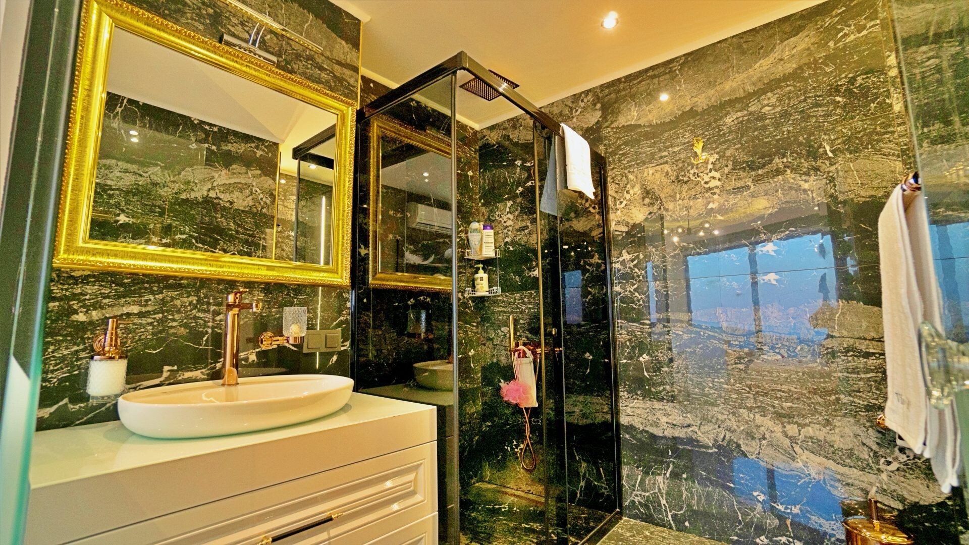 VBK68477 Villa Booking