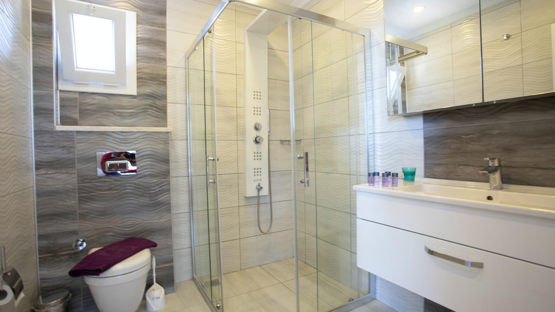 VBK68291 Villa Booking