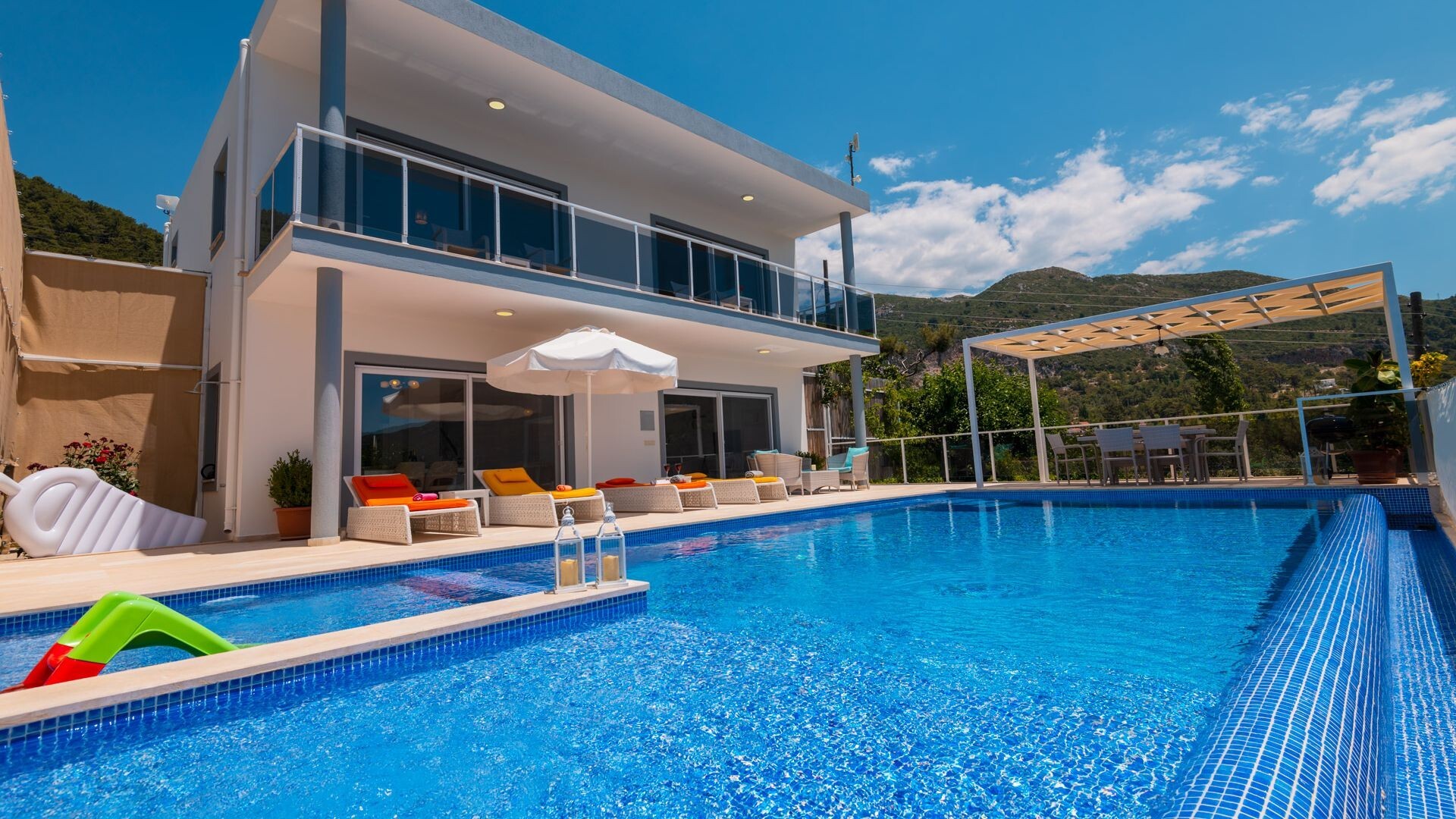 VBK74404 Villa Booking