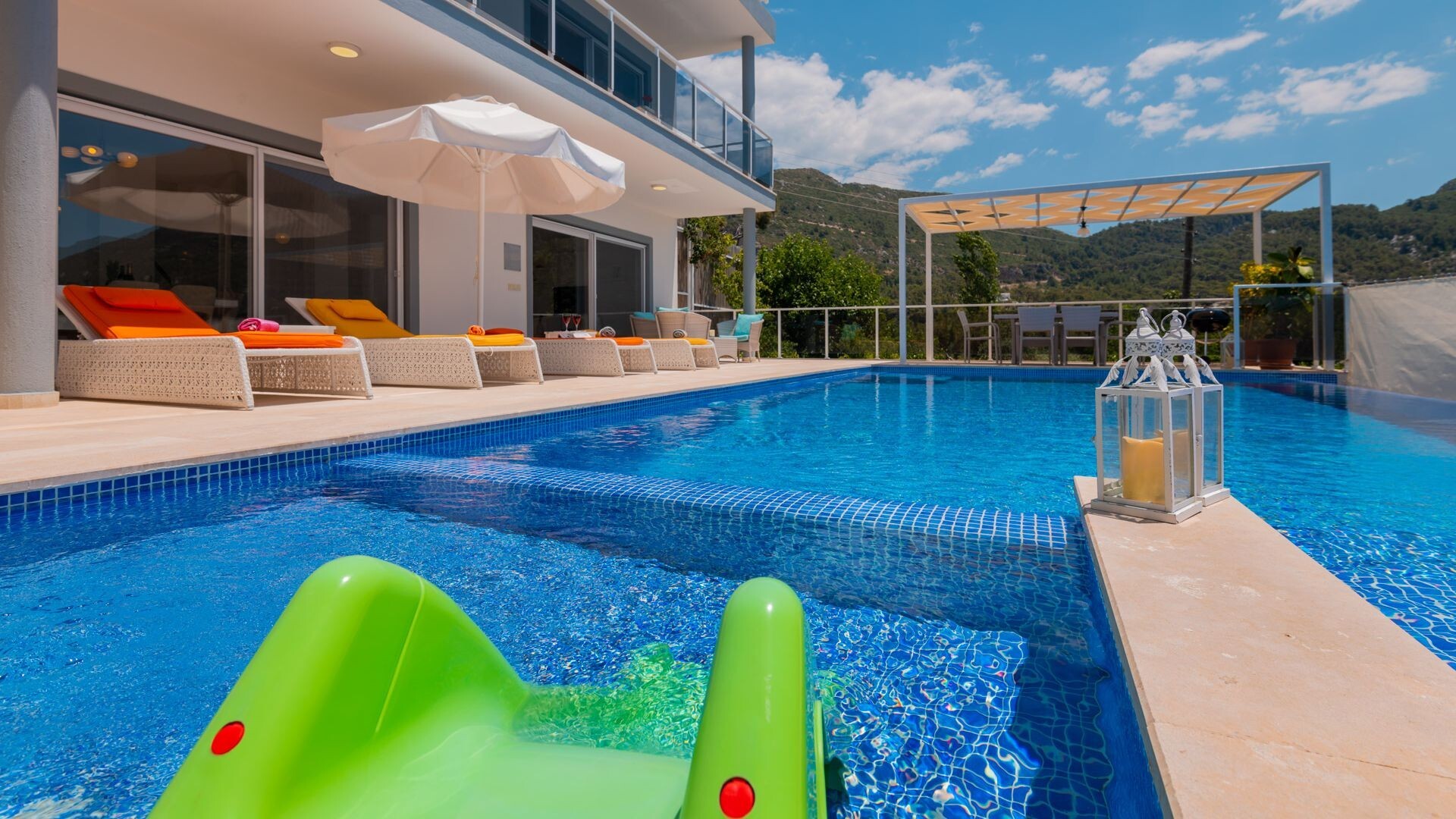 VBK74404 Villa Booking