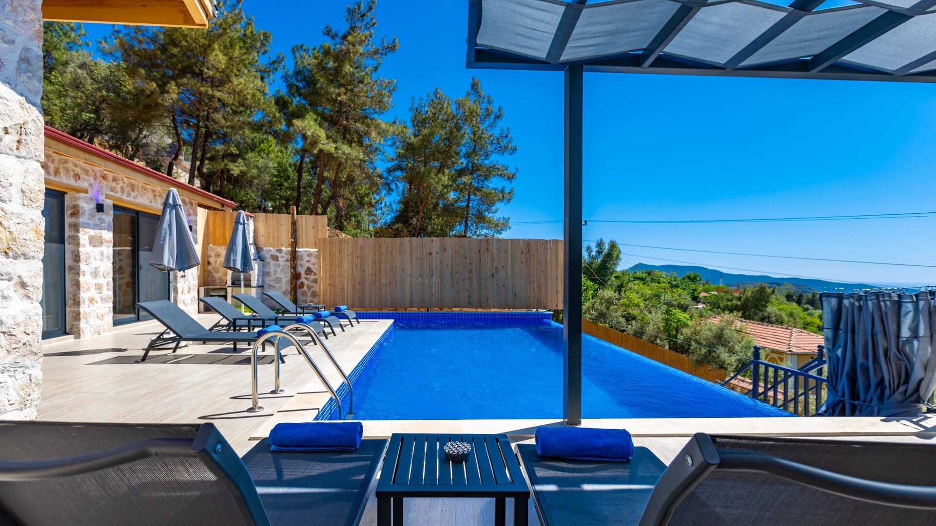 VBK75815 Villa Booking