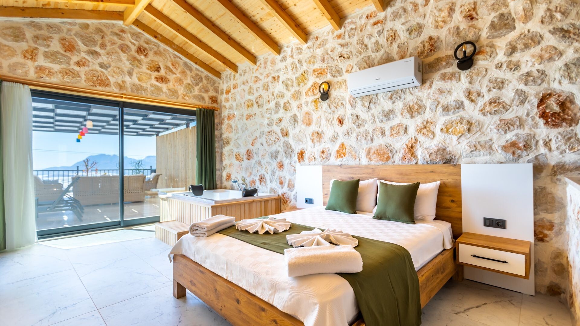 VBK75815 Villa Booking