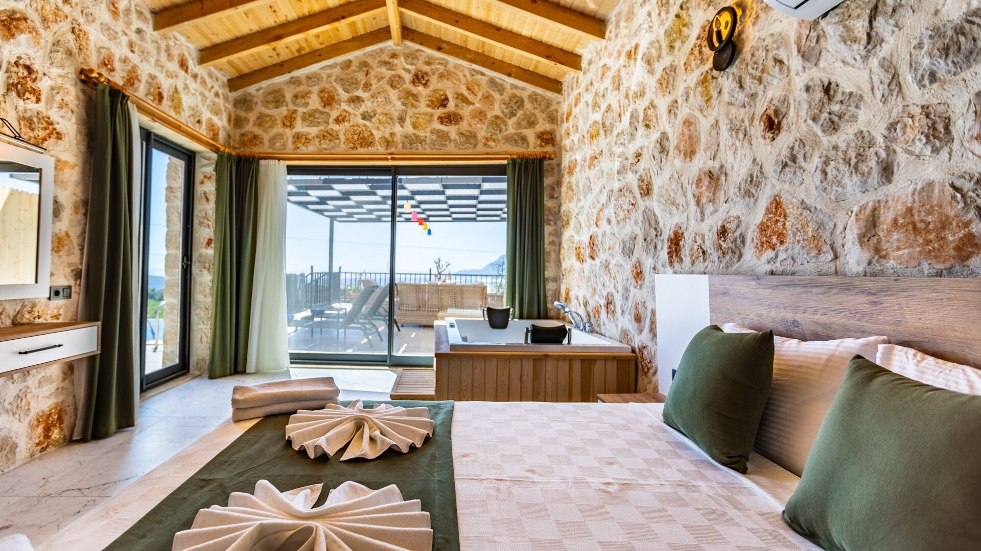 VBK75815 Villa Booking