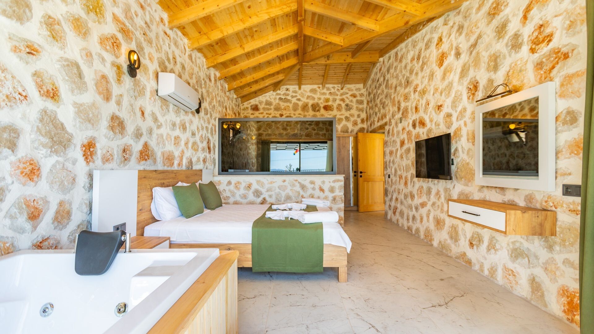 VBK75815 Villa Booking