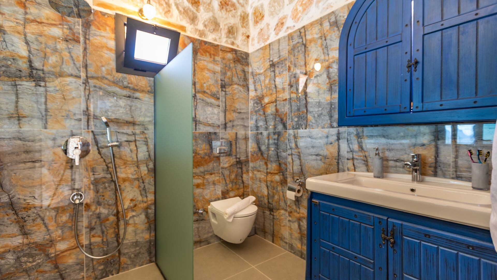 VBK75815 Villa Booking