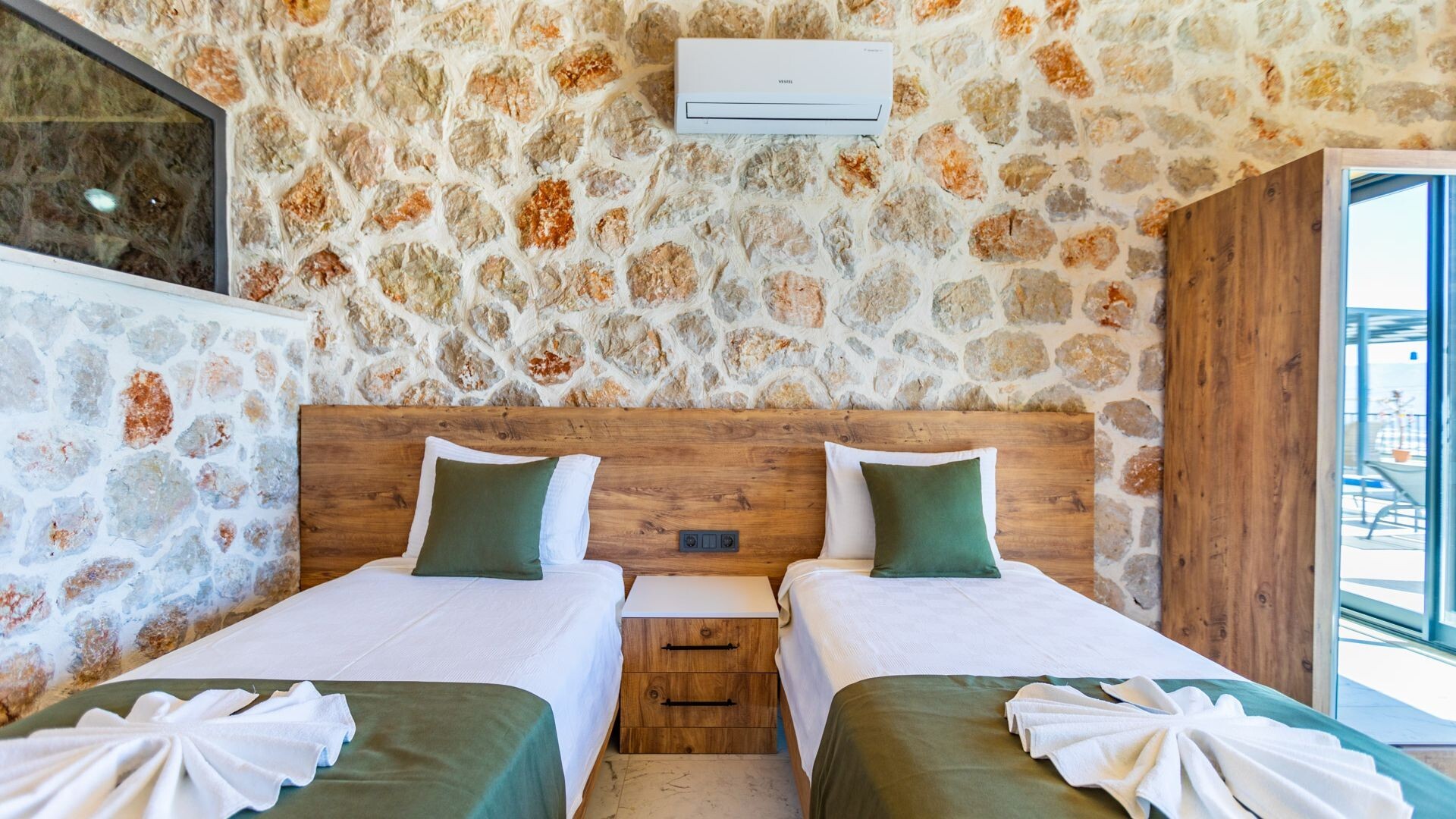 VBK75815 Villa Booking