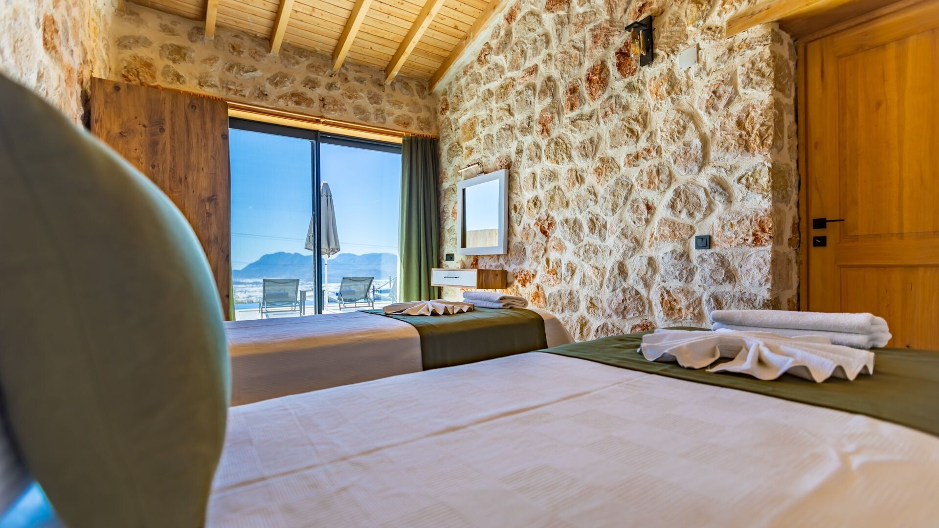 VBK75815 Villa Booking