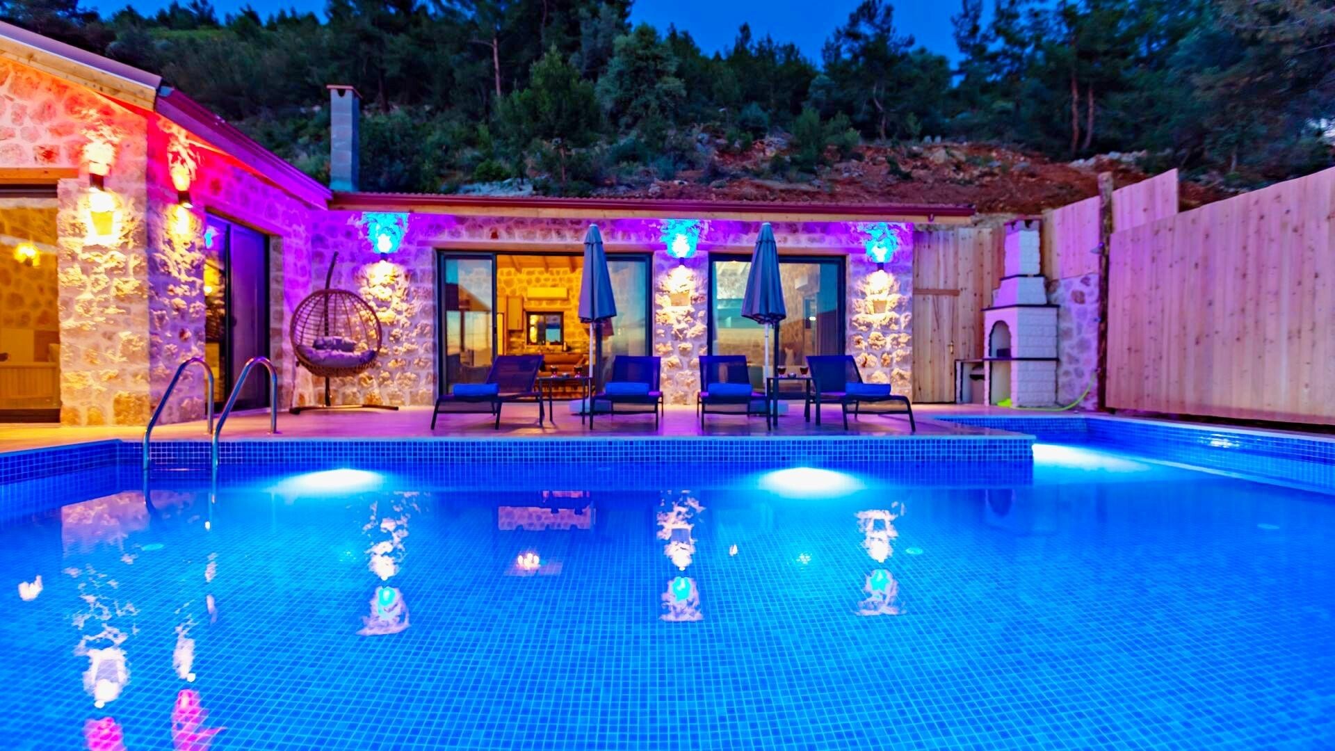 VBK75815 Villa Booking