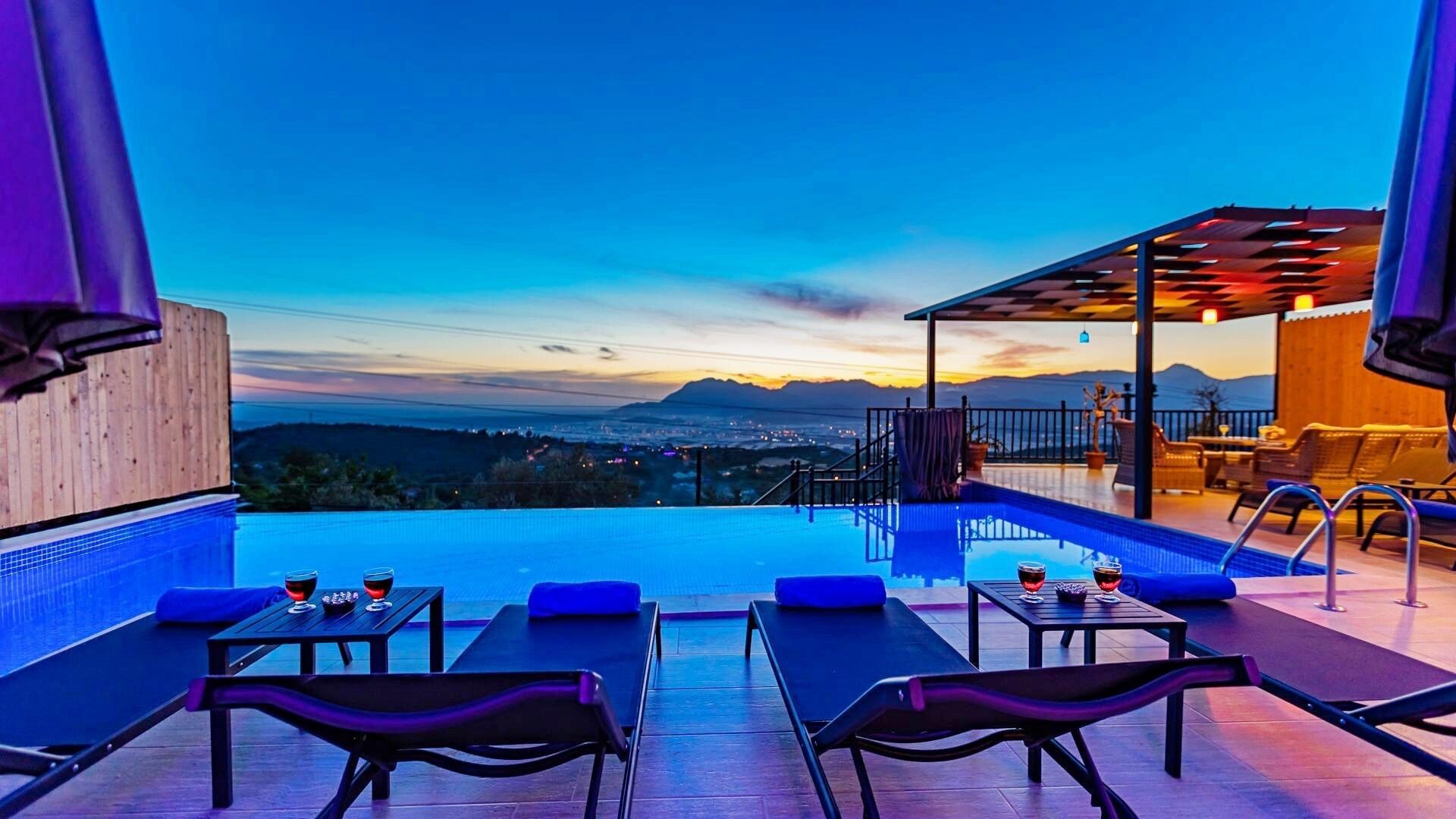 VBK75815 Villa Booking