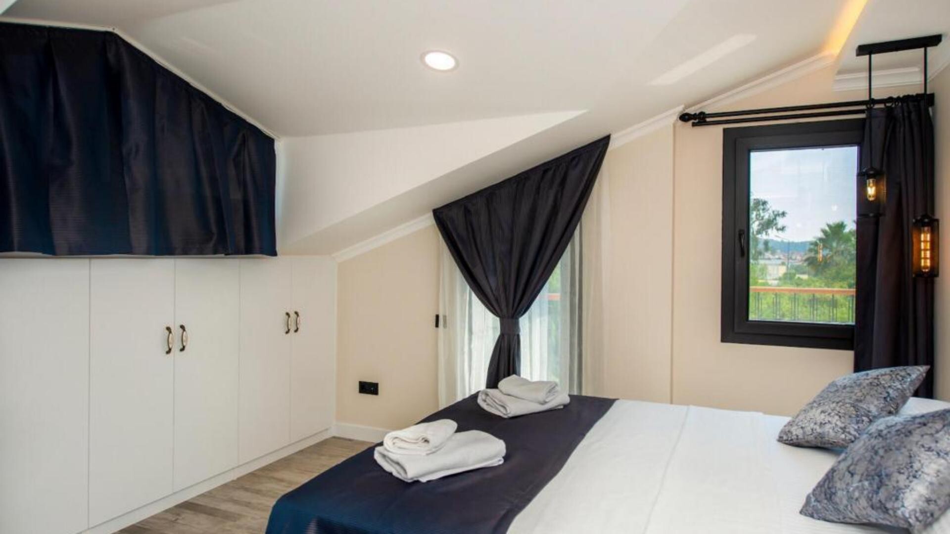 VBK39343 Villa Booking