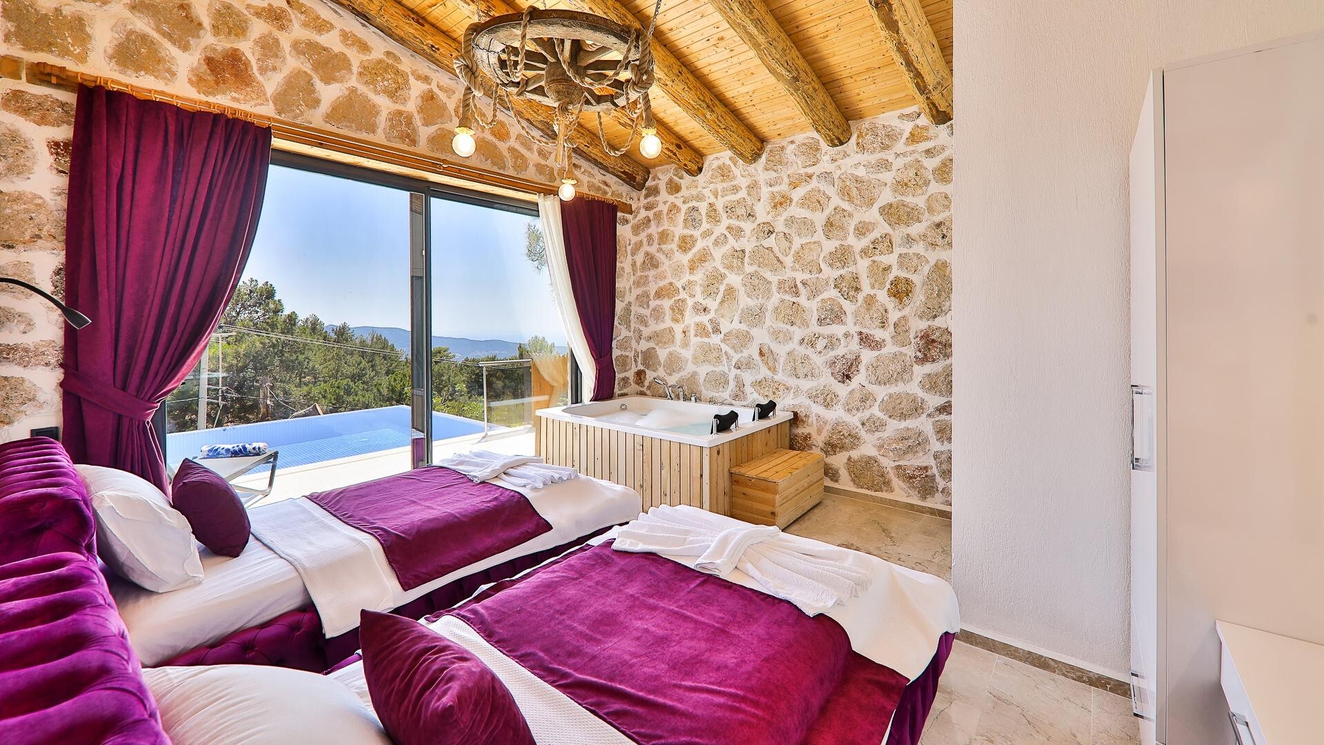 VBK48412 Villa Booking