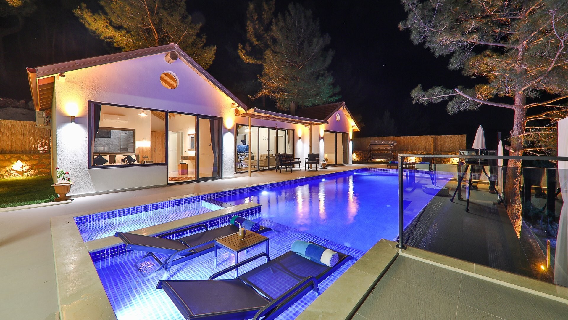 VBK13991 Villa Booking