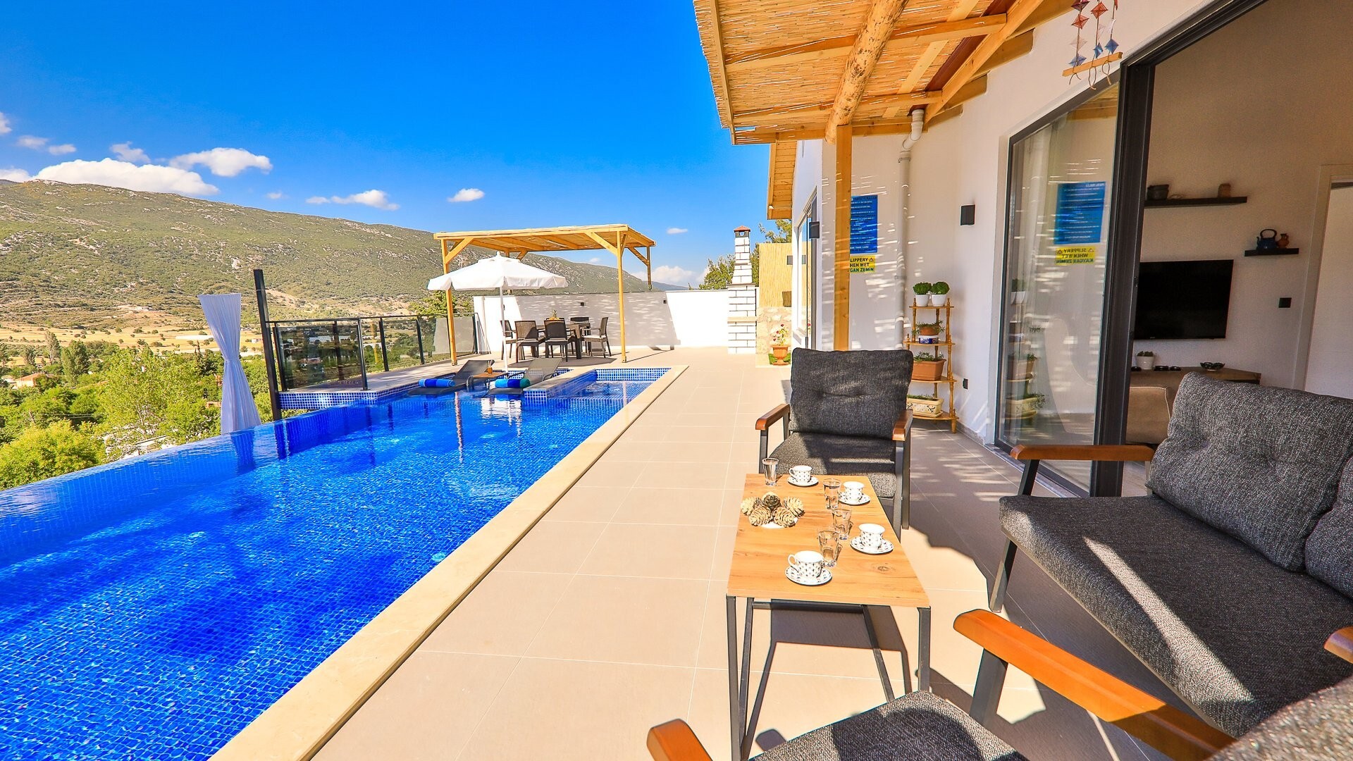 VBK13991 Villa Booking