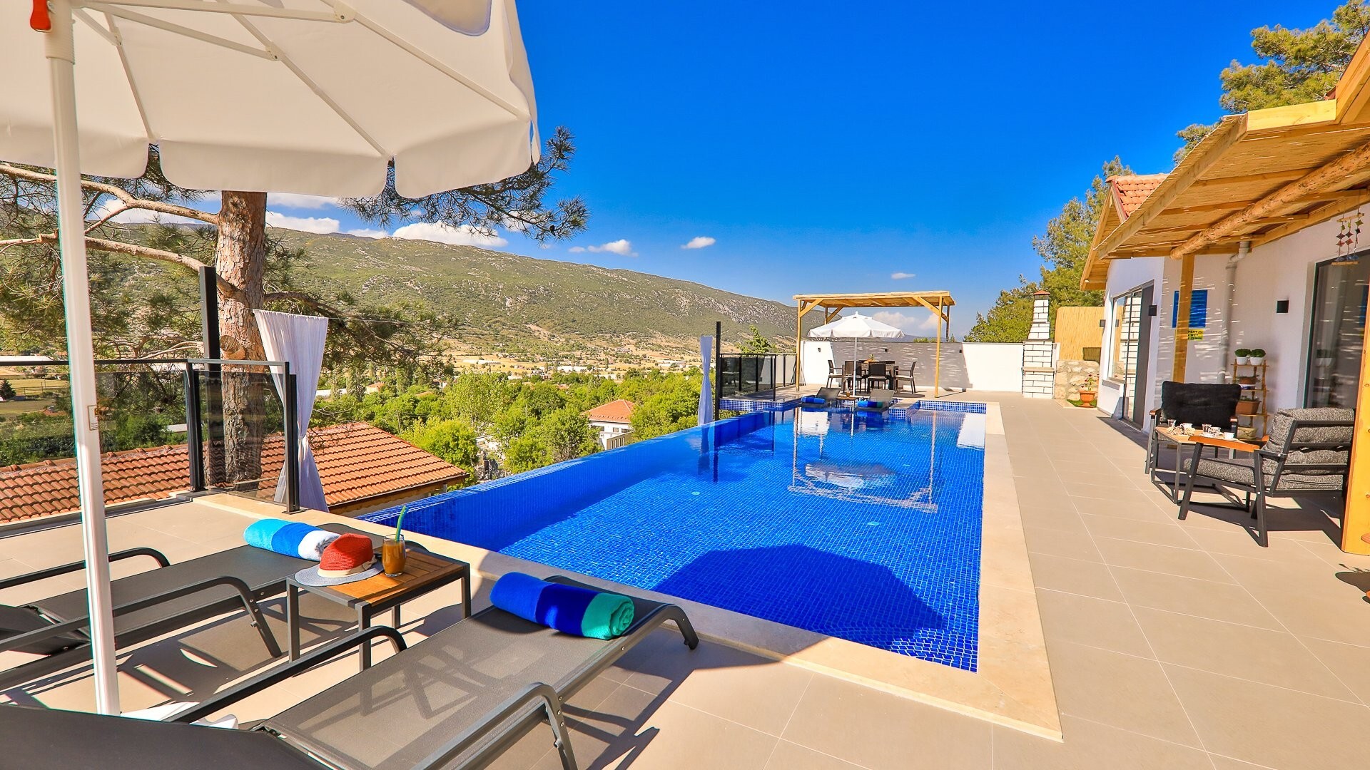 VBK13991 Villa Booking