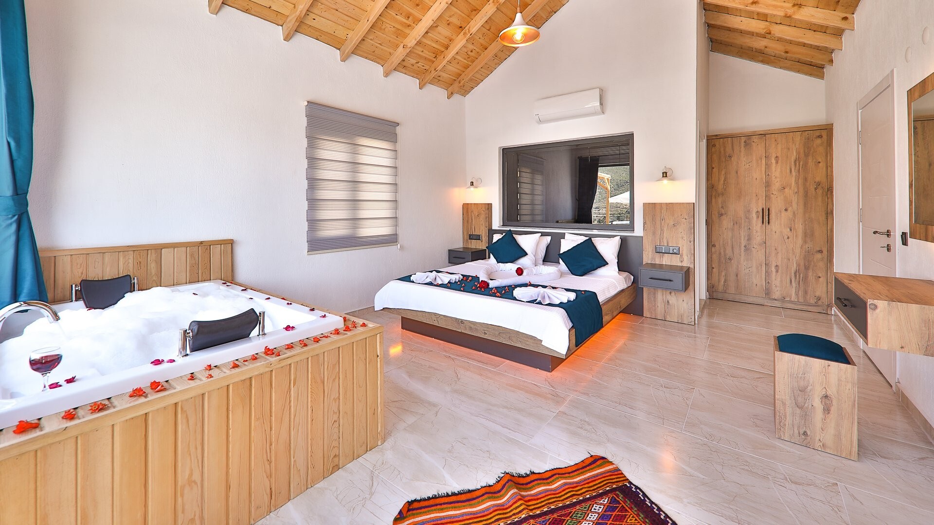 VBK13991 Villa Booking