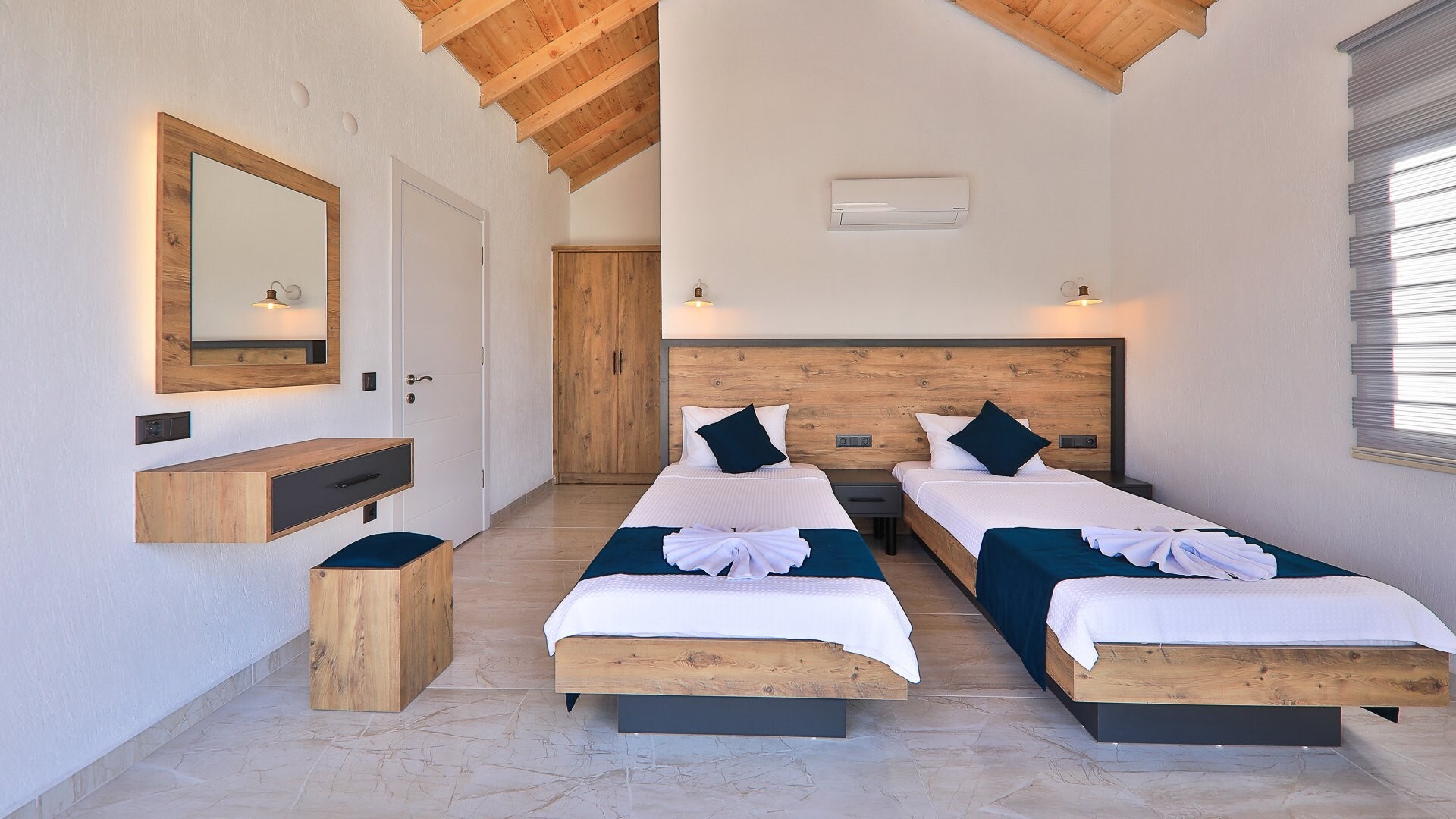 VBK13991 Villa Booking