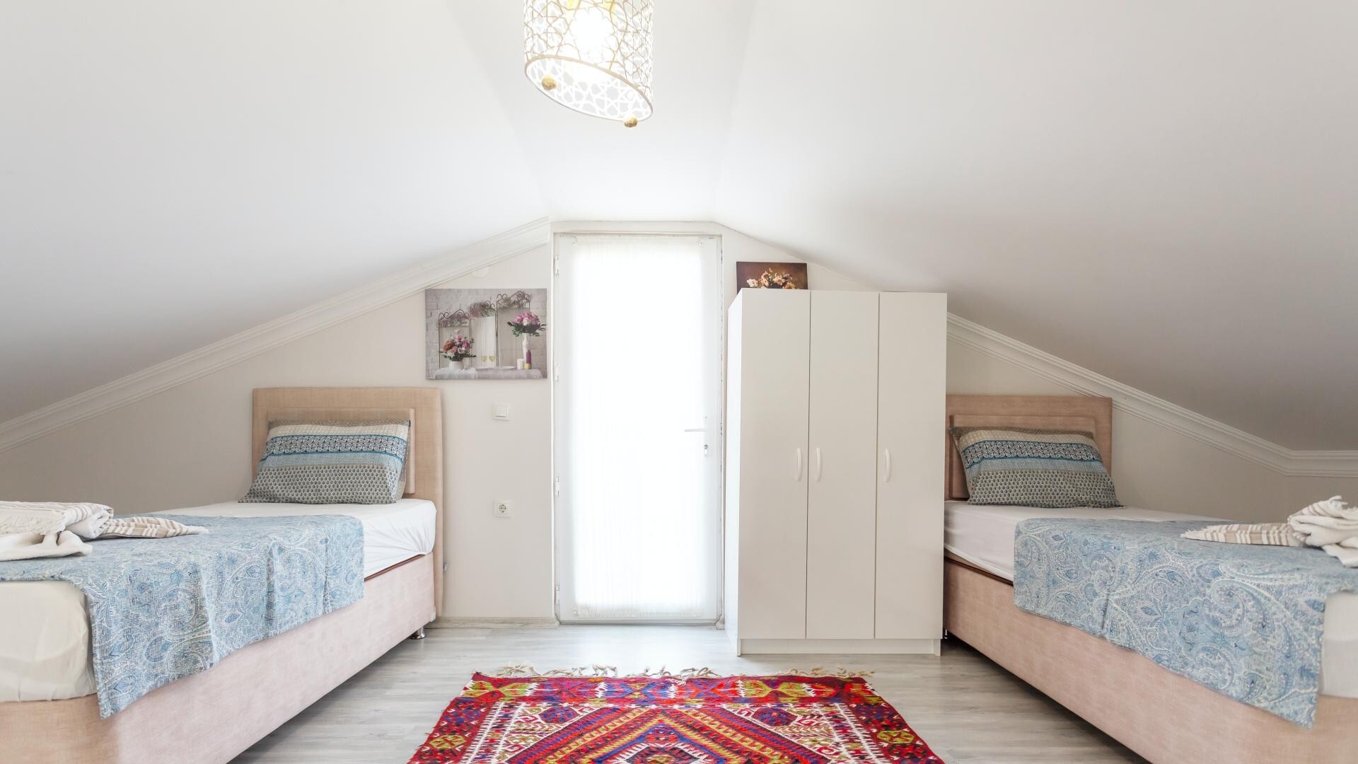 VBK64658 Villa Booking