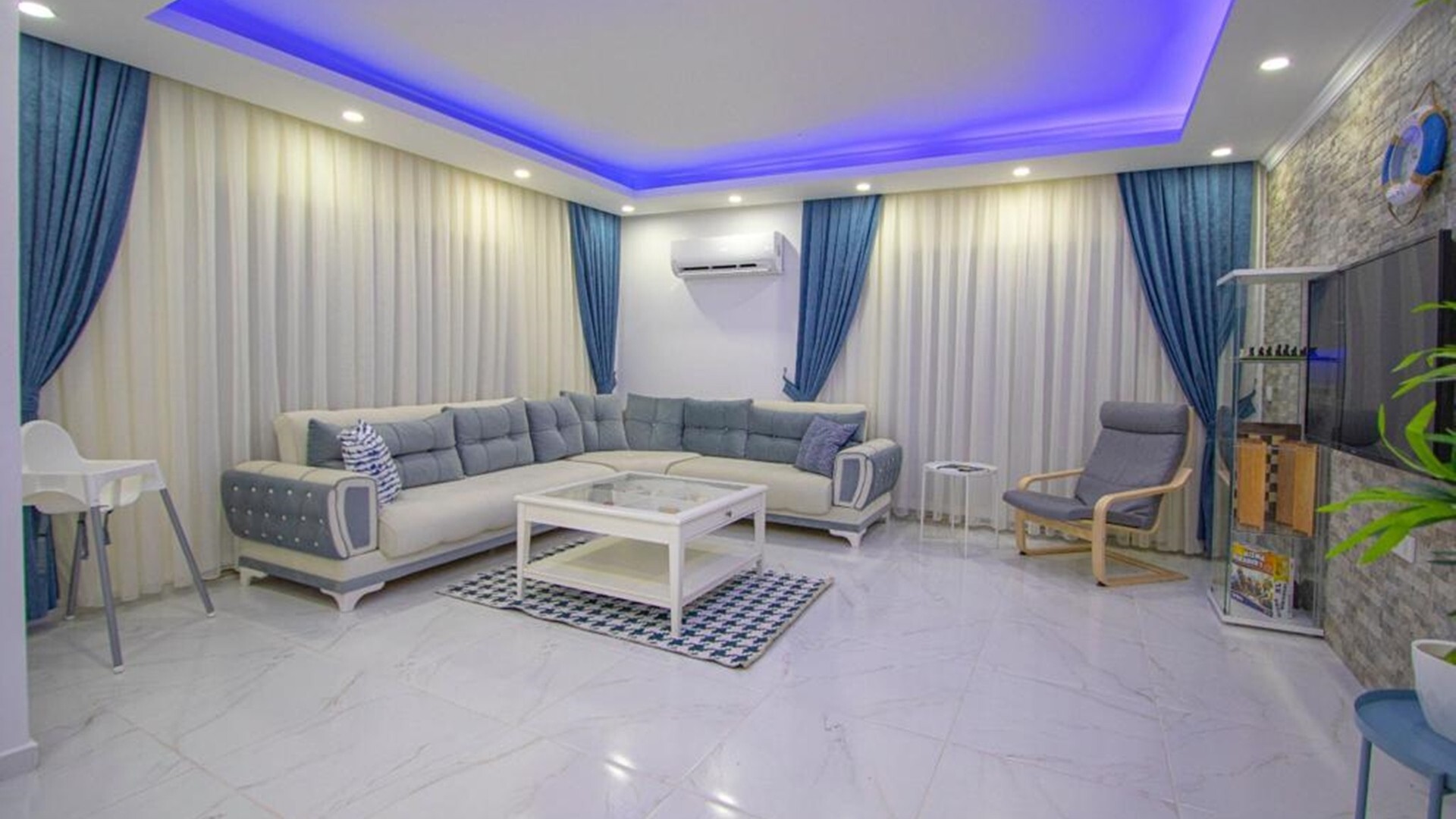 VBK75566 Villa Booking