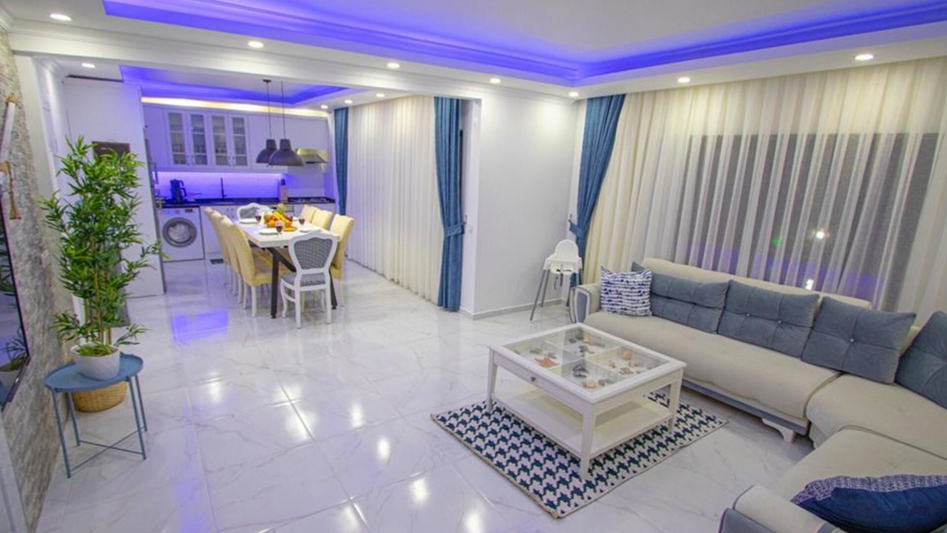 VBK75566 Villa Booking