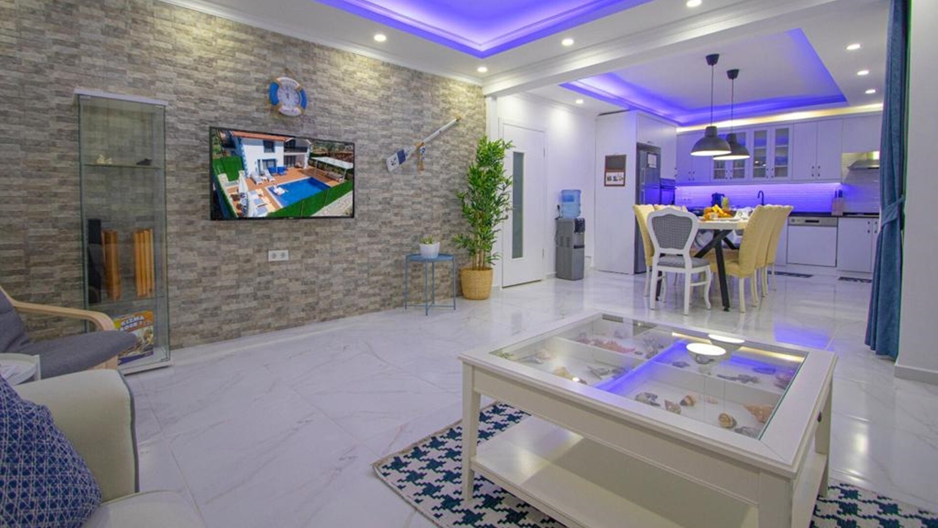 VBK75566 Villa Booking