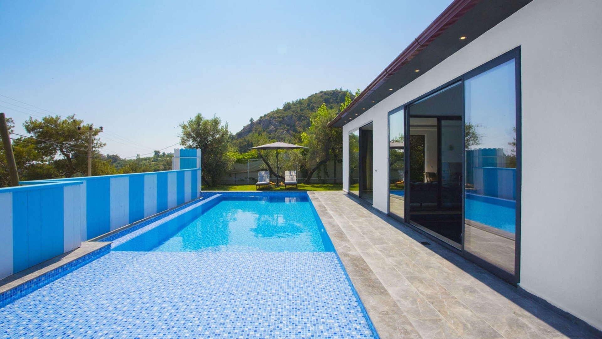 VBK86712 Villa Booking