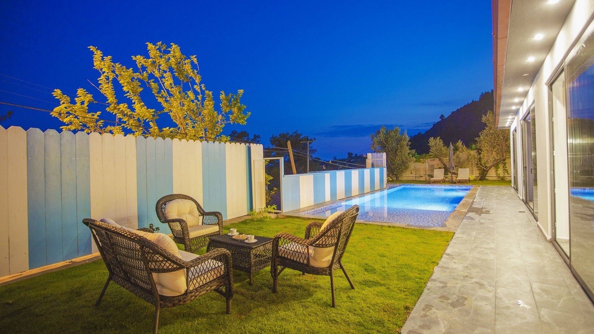 VBK86712 Villa Booking