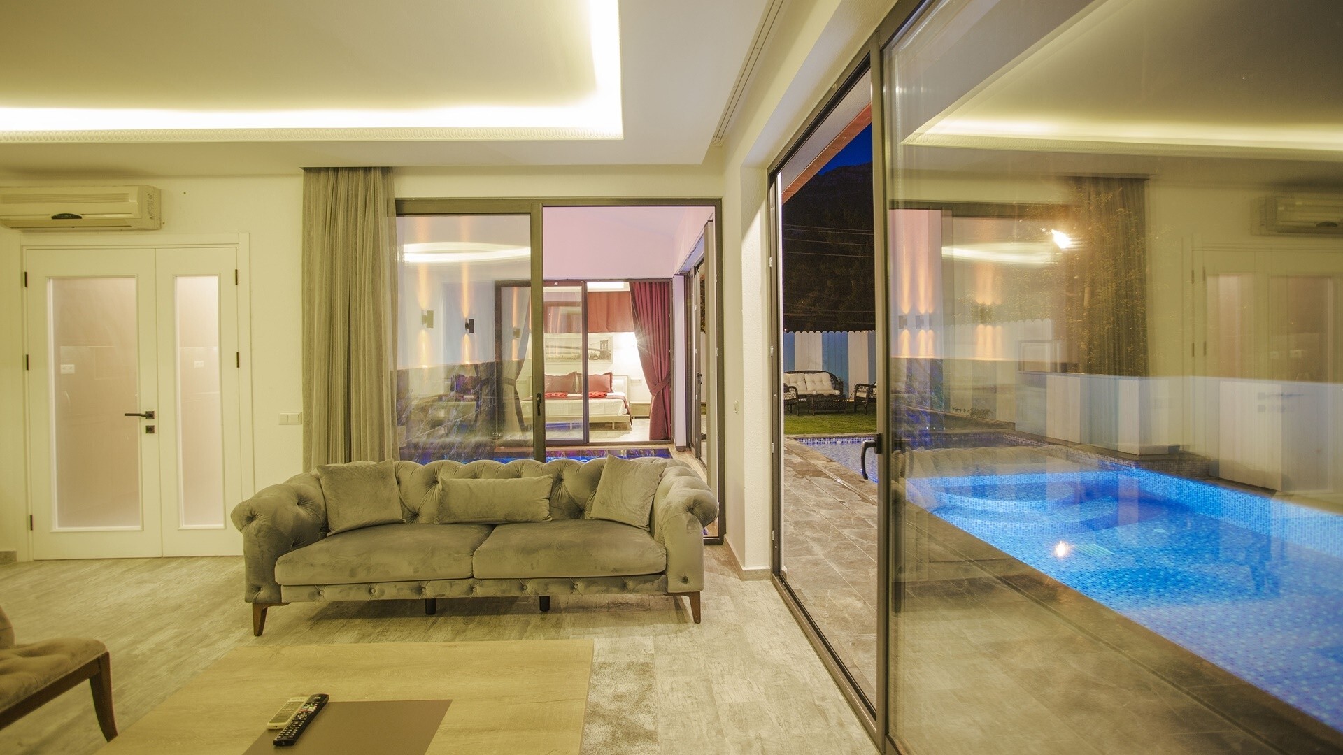 VBK86712 Villa Booking