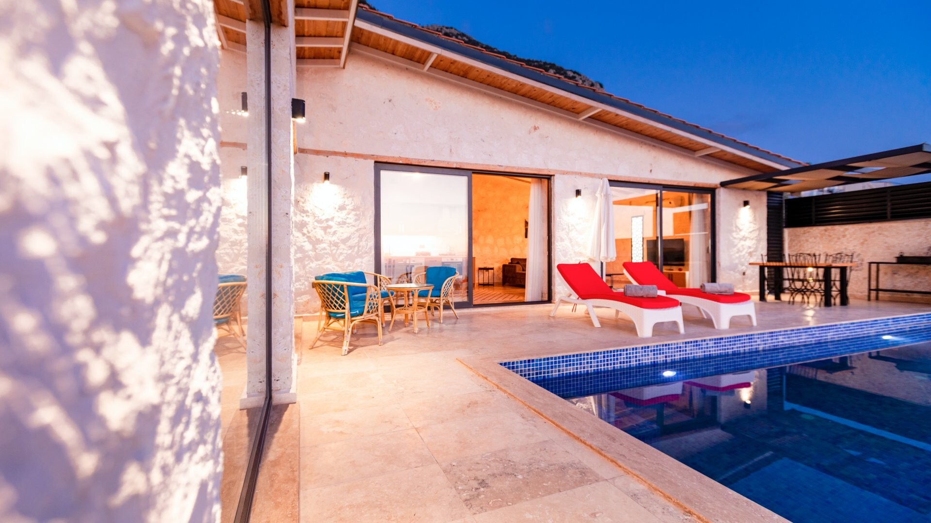 VBK83670 Villa Booking