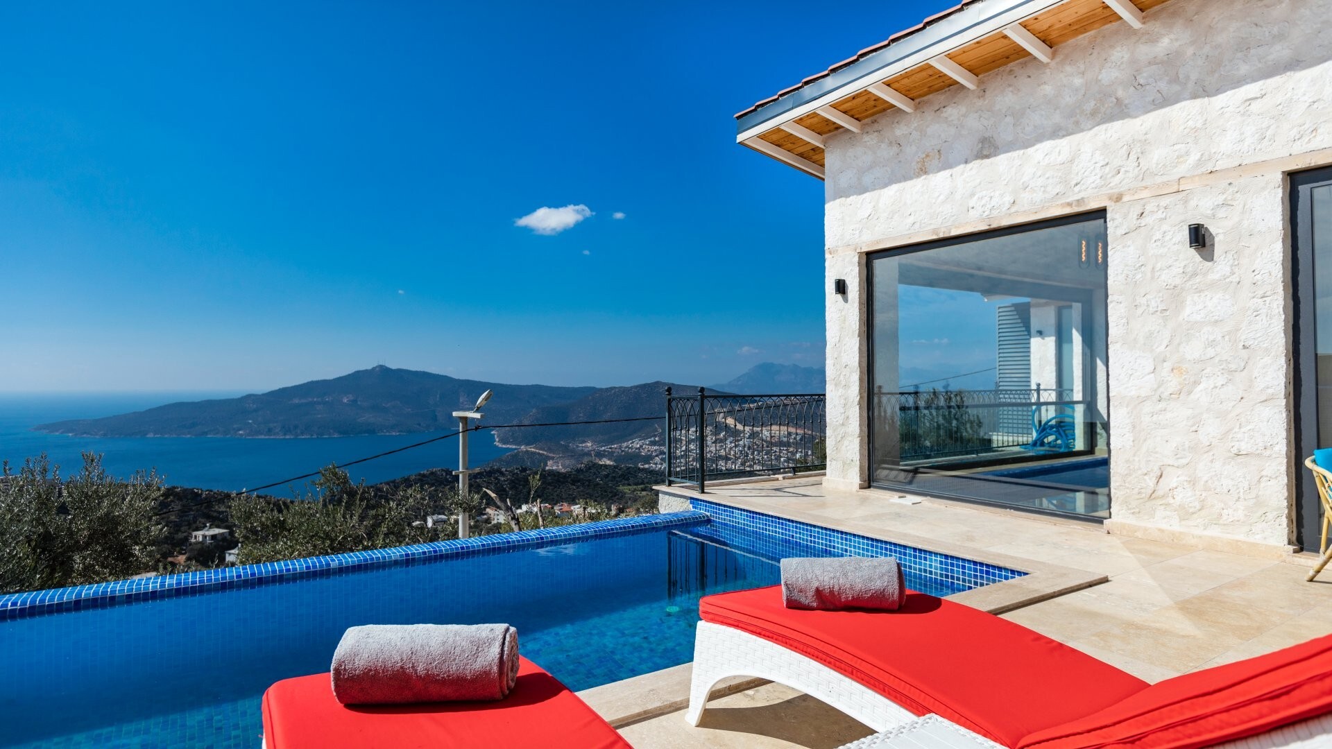 VBK83670 Villa Booking