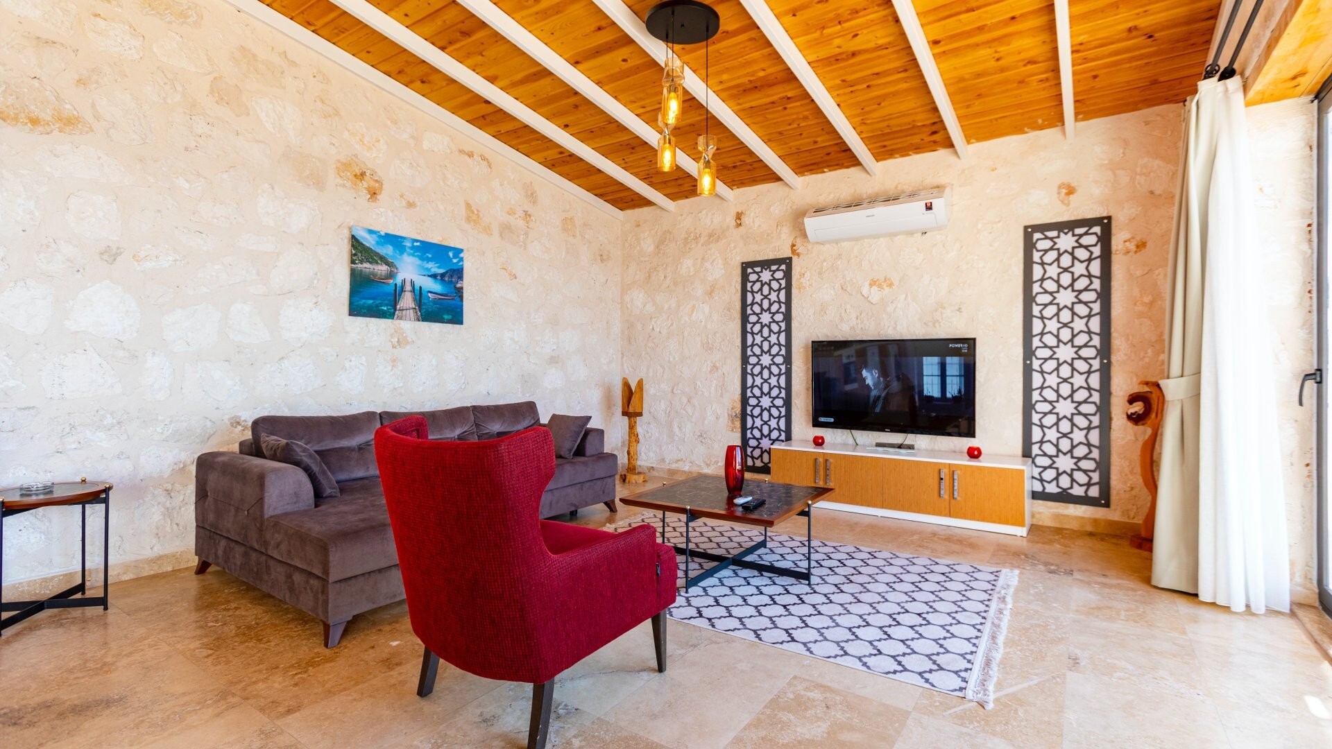 VBK83670 Villa Booking