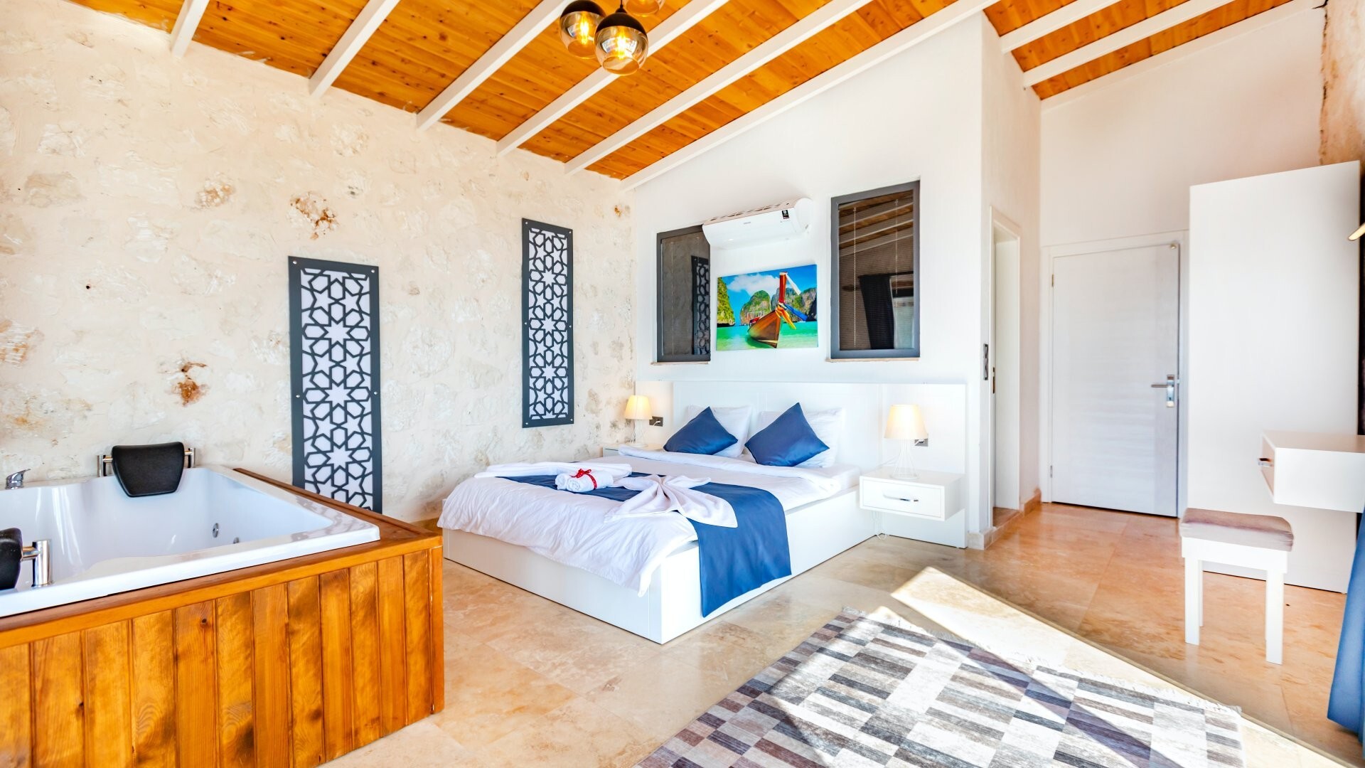 VBK83670 Villa Booking