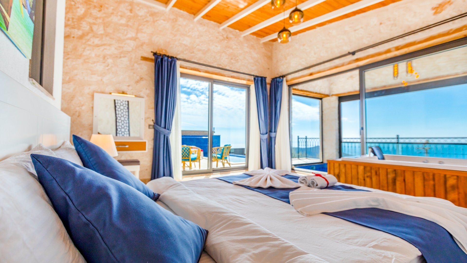 VBK83670 Villa Booking