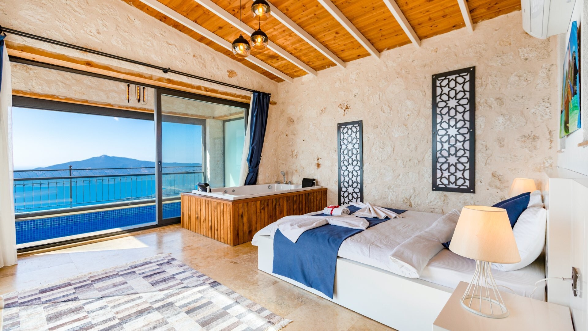 VBK83670 Villa Booking