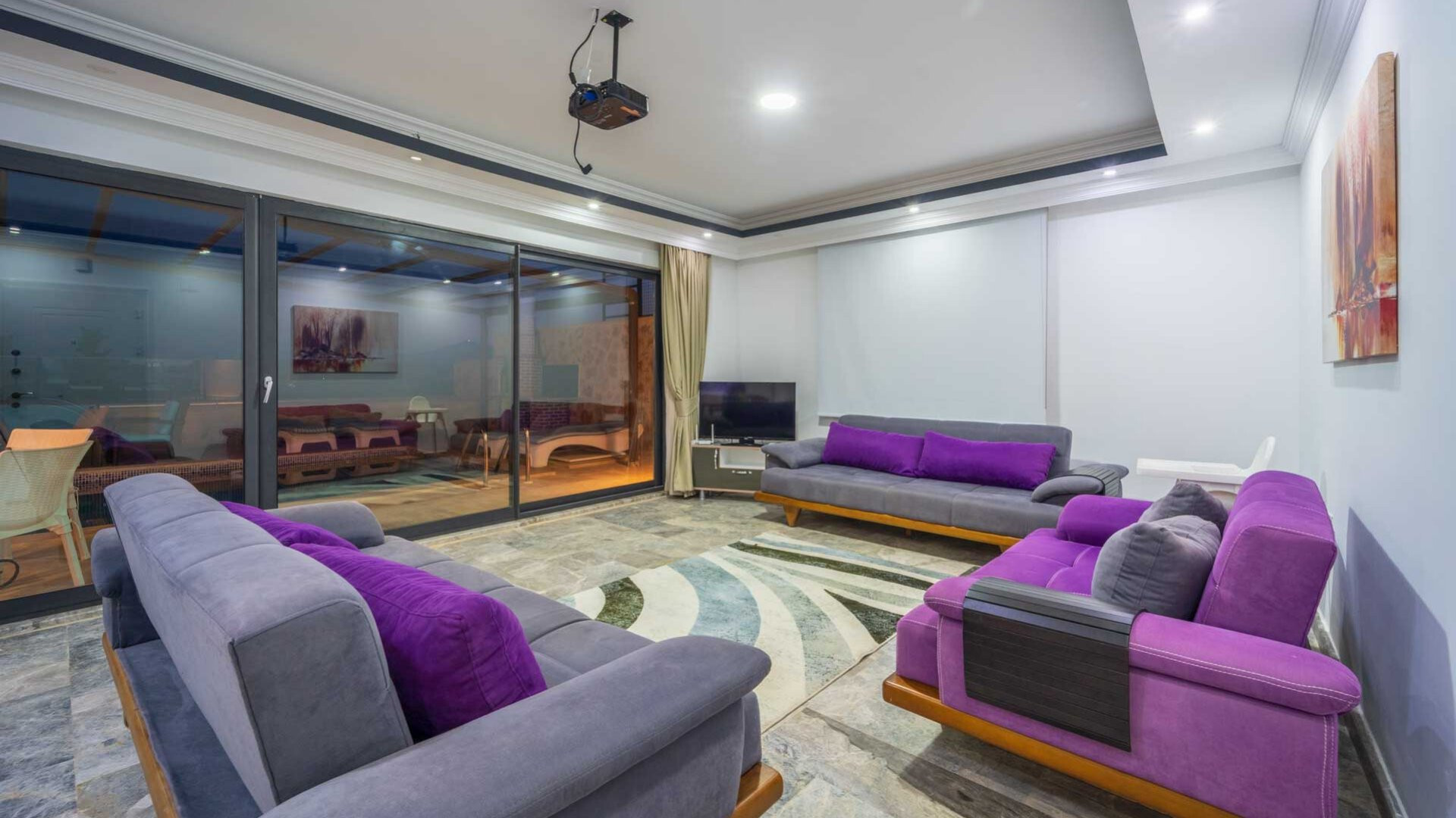 VBK52719 Villa Booking