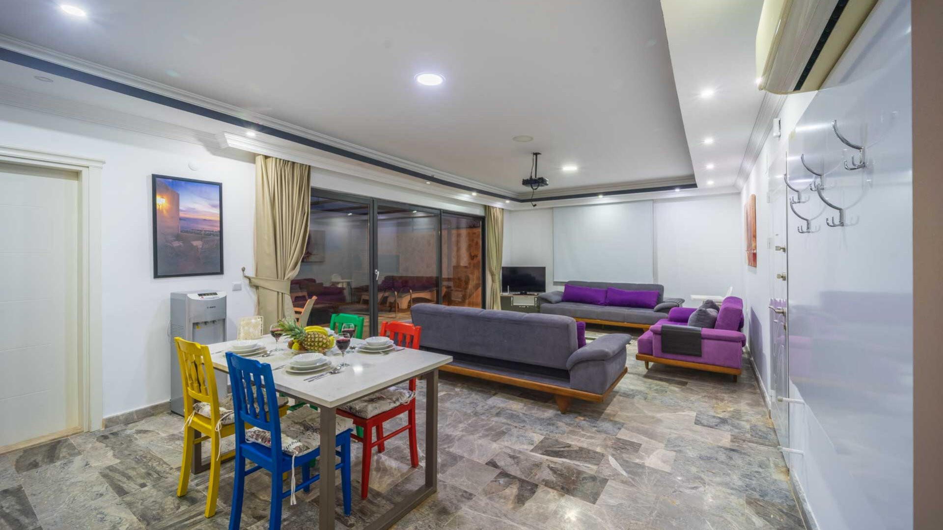 VBK52719 Villa Booking