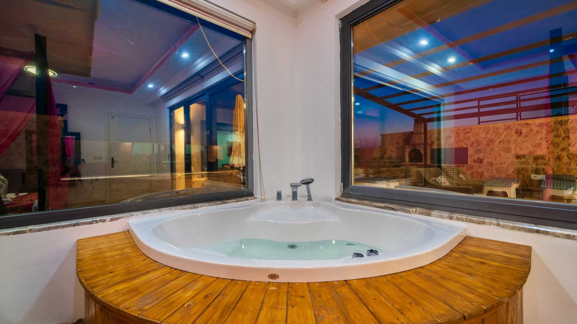 VBK52719 Villa Booking