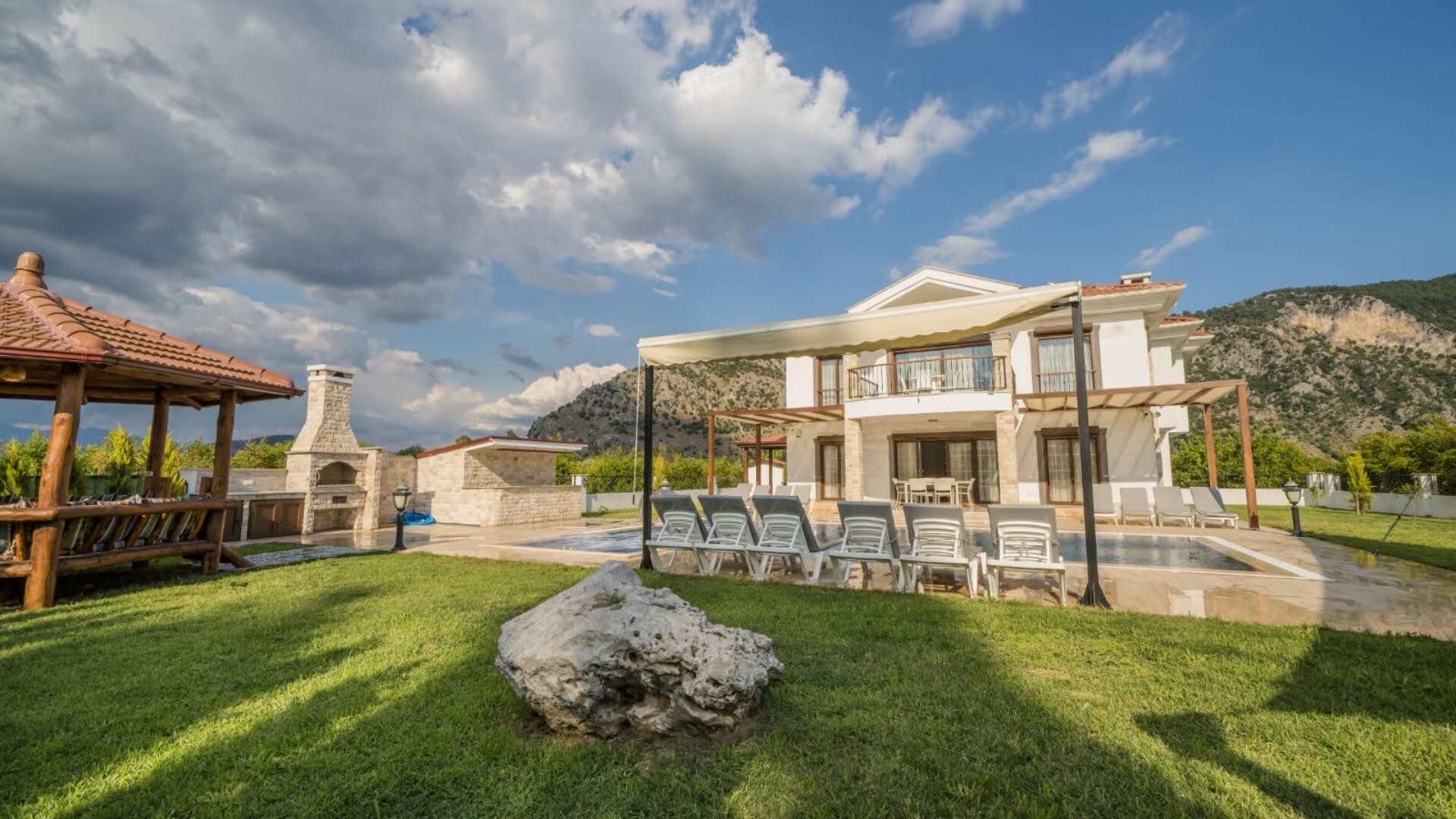 VBK57230 Villa Booking