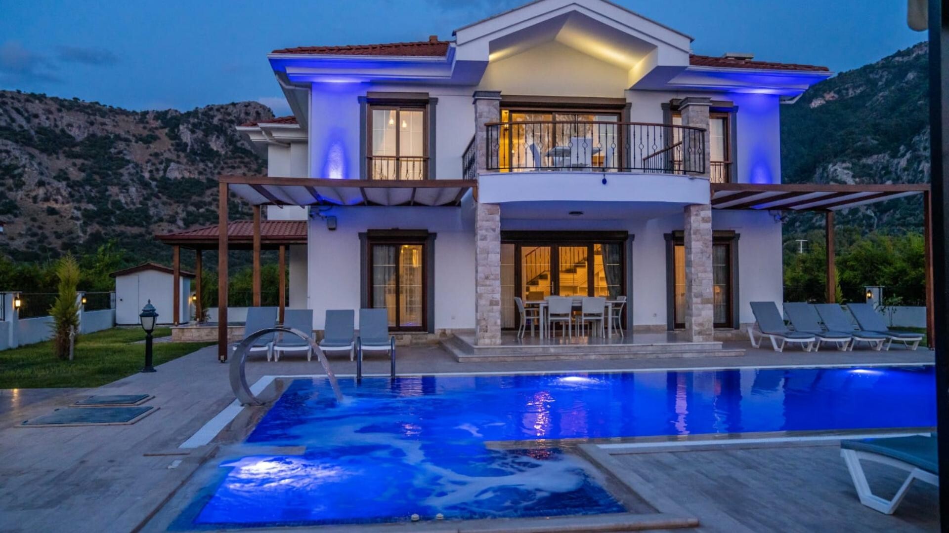 VBK57230 Villa Booking