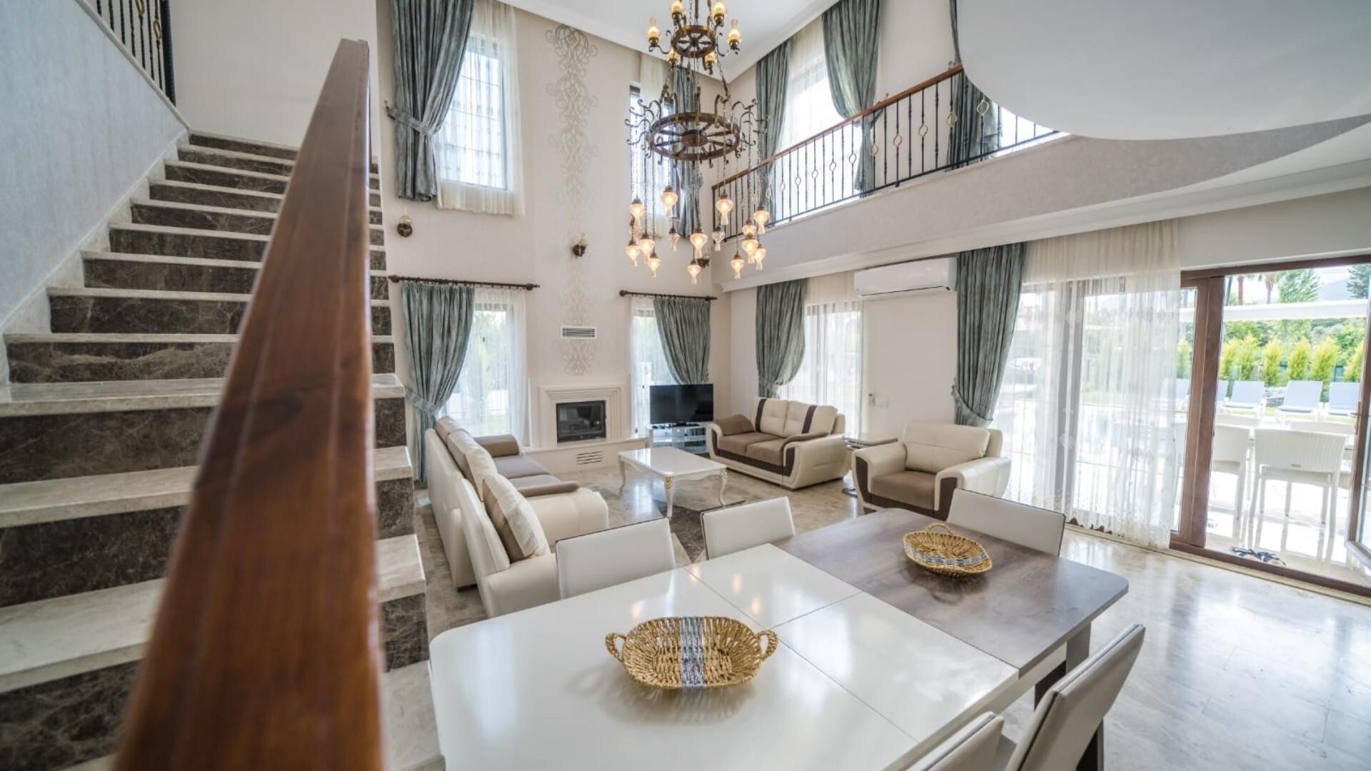 VBK57230 Villa Booking